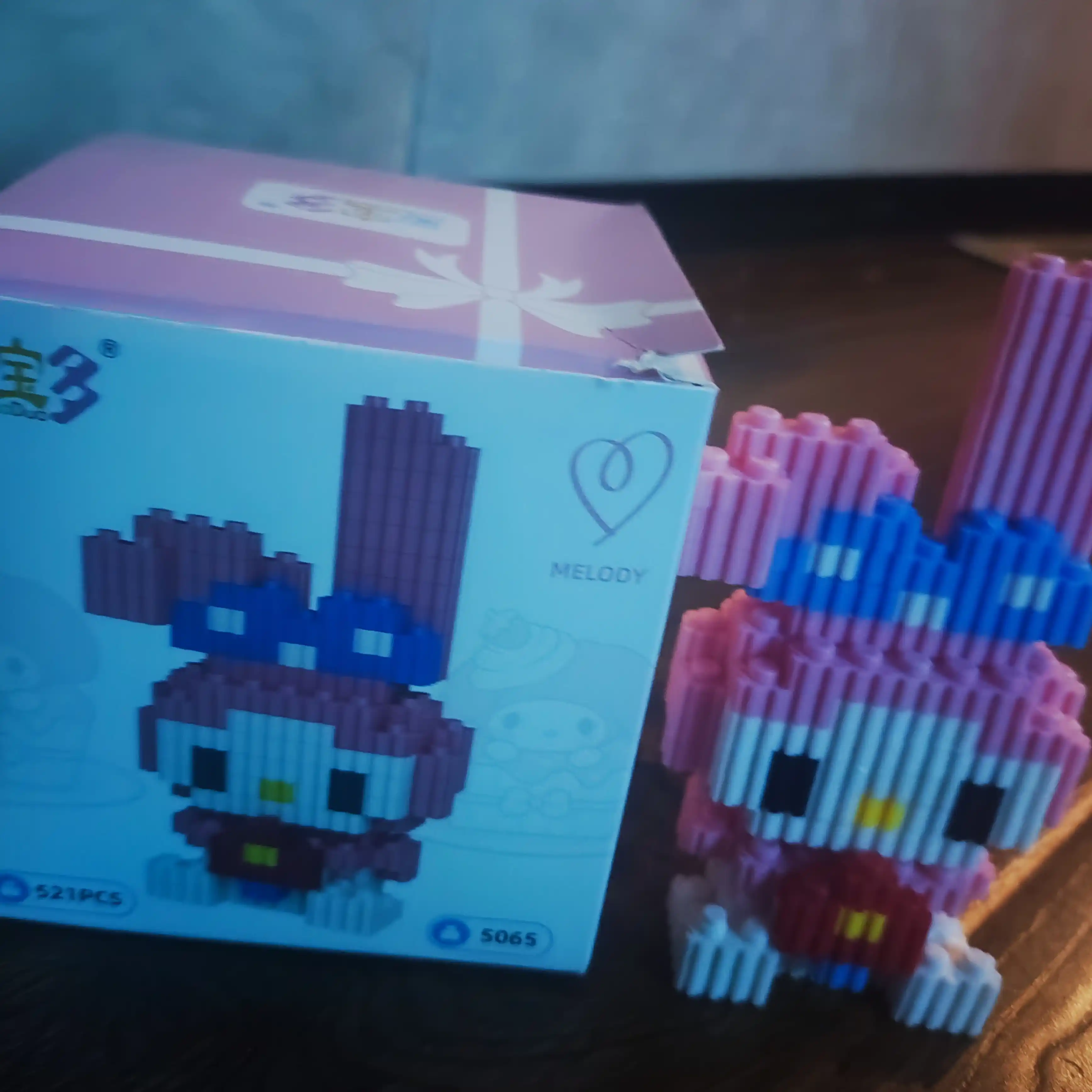 Конструктор лего 3D из миниблоков, разные виды Kuromi, Hello Kitty, Marvel, DC, Sanrio