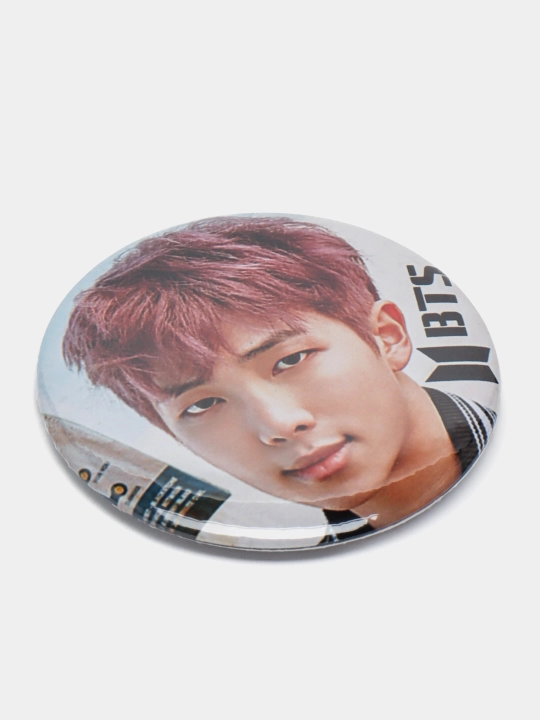 Shtamplangan belgilar BTS guruhining solistlari, 58 mm - 