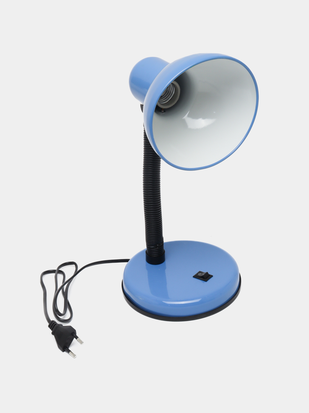 Qora tanlilar oq ayolni barcha teshiklarida sikadilar