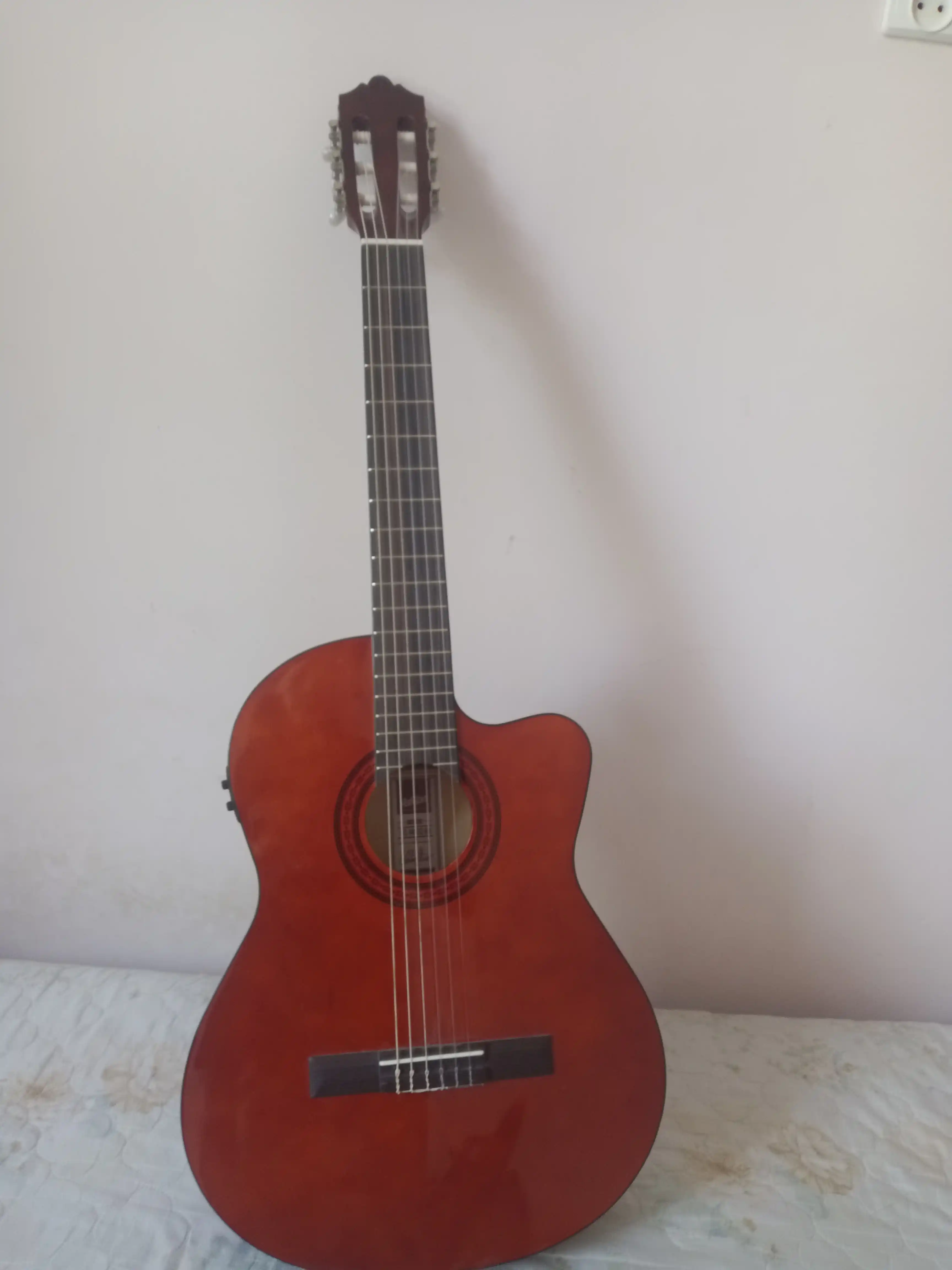 Klassik gitara Ashton, 39 o'lcham