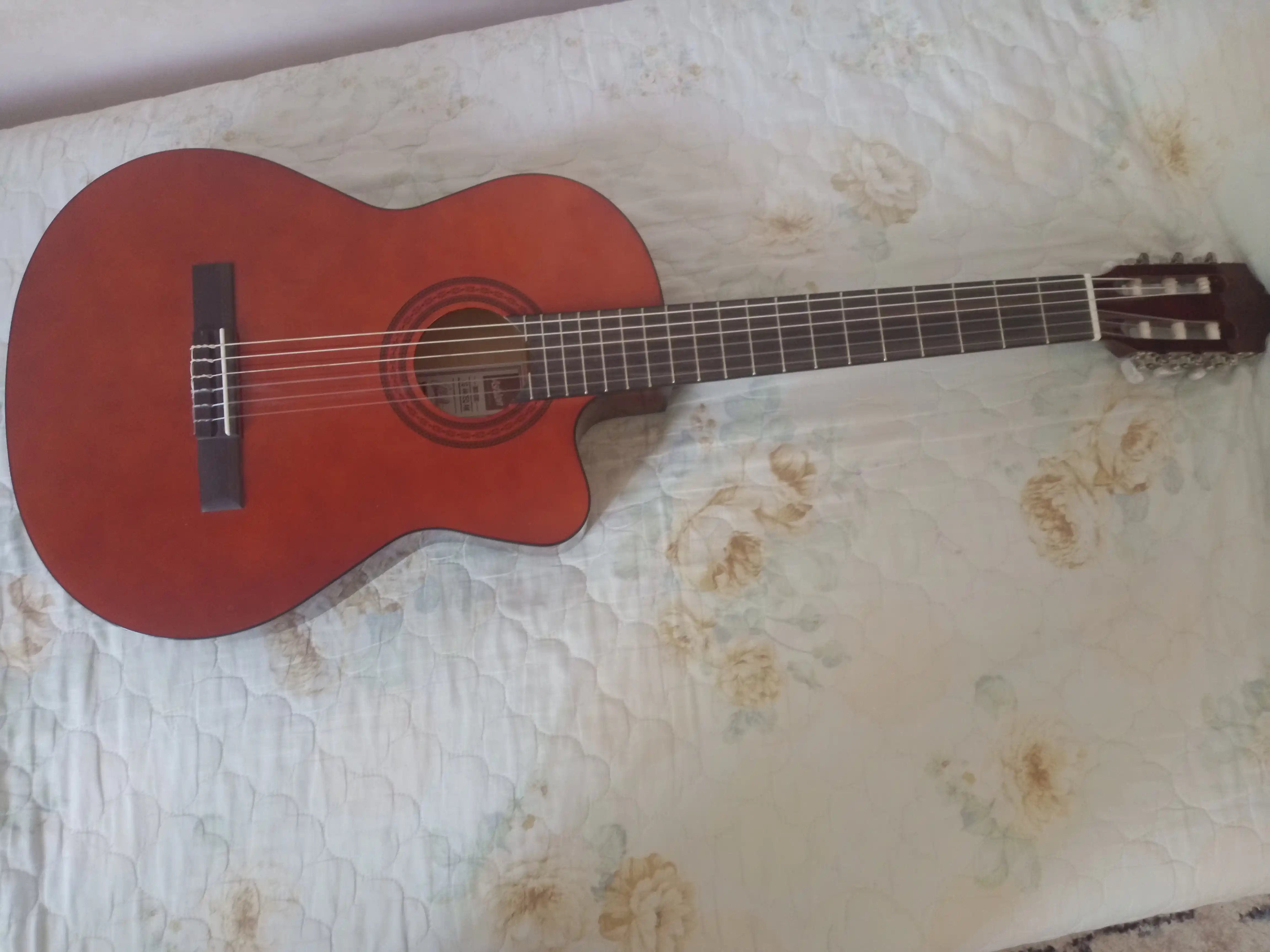 Klassik gitara Ashton, 39 o'lcham