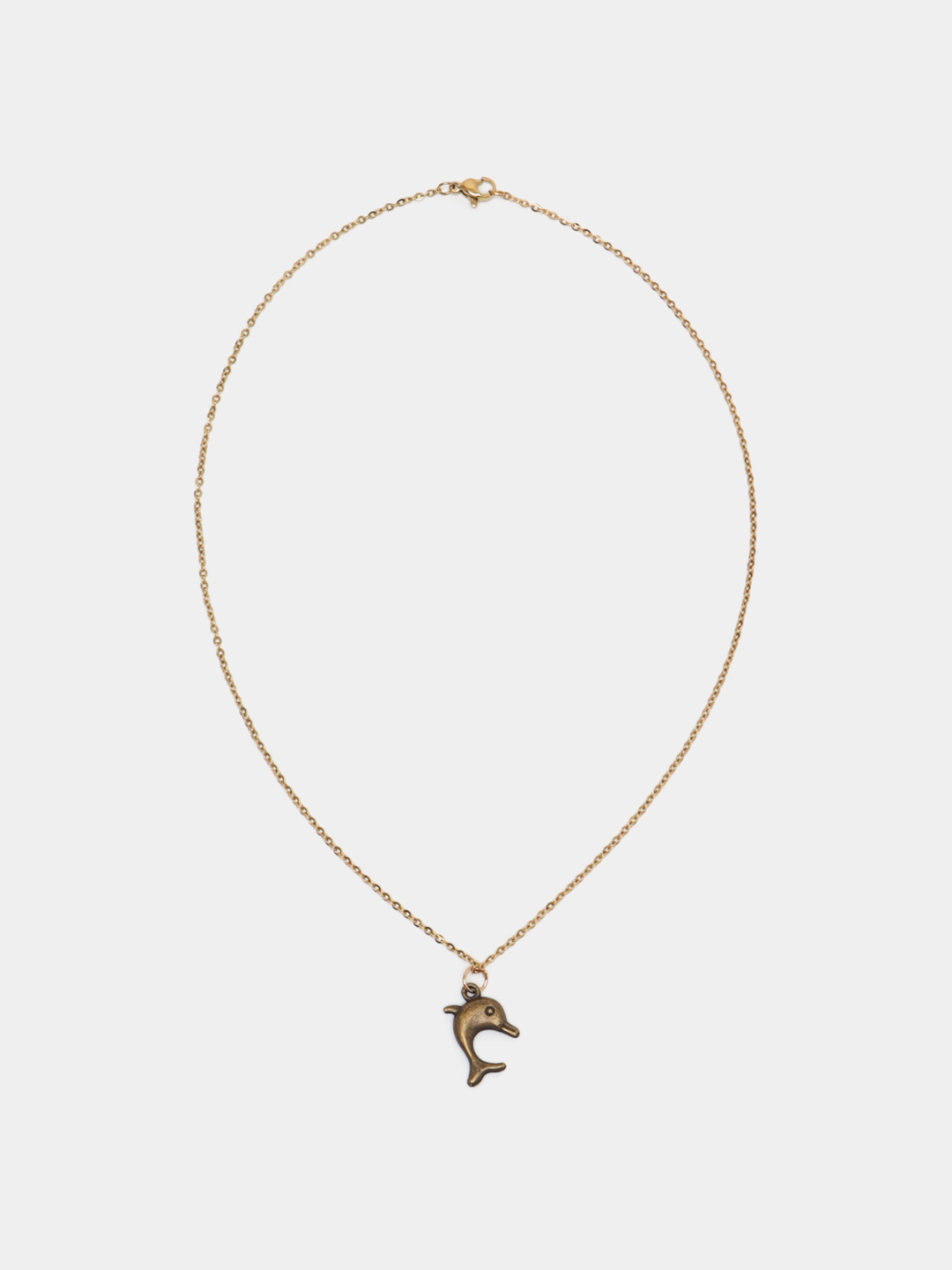 Poezdlarda yalangoch fotosuratlar Ko‘chada mast ayol tasvirga olingan.