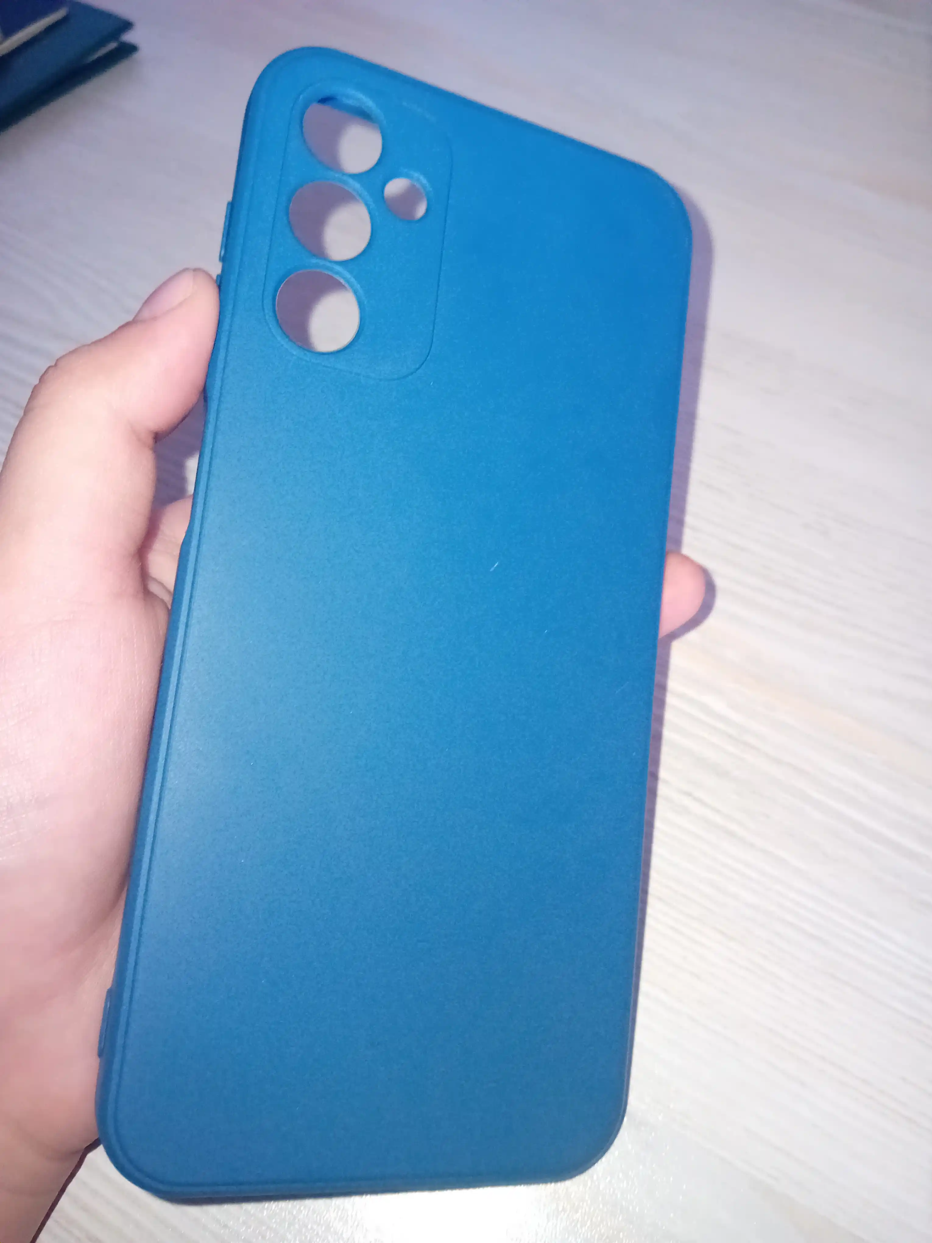 Samsung Galaxy A14, Samsung A24, Samsung A34, Samsung A54 uchun G'ilof