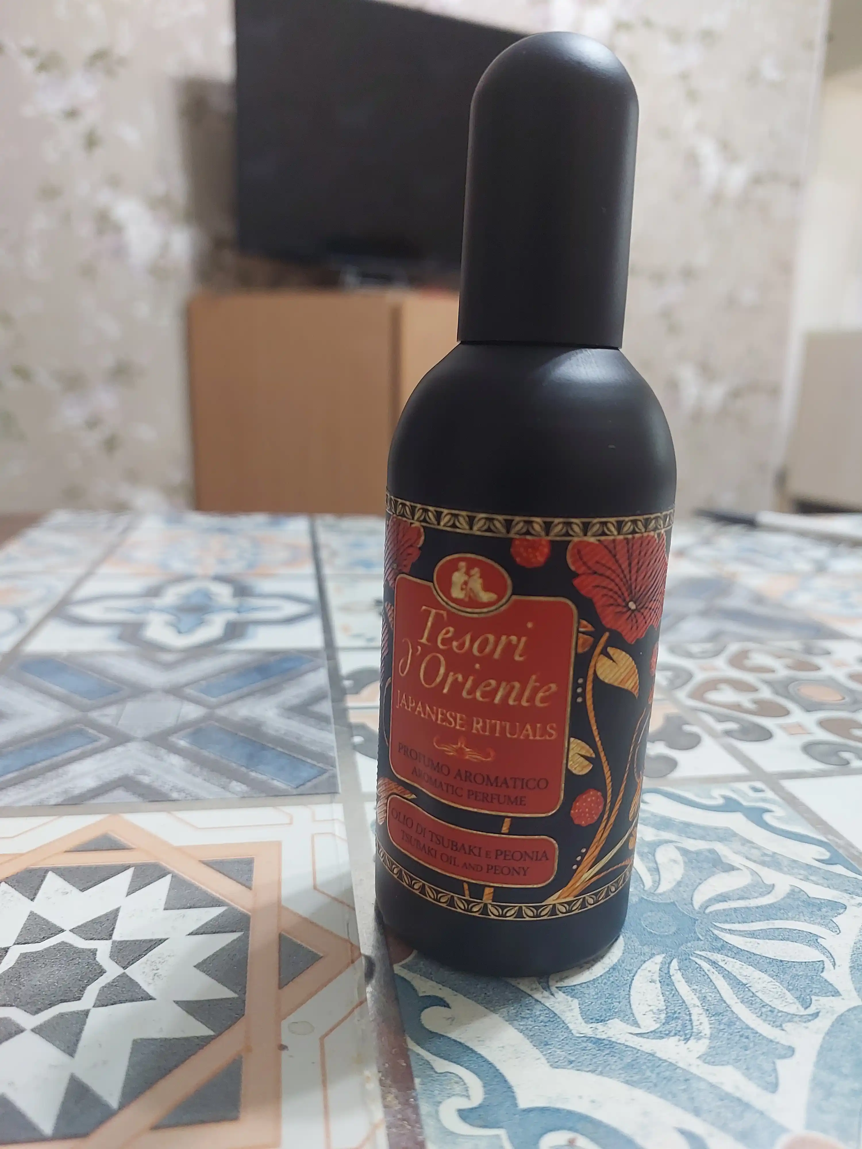 Парфюмерная вода Tesori d'Oriente Japanese Tsubaki Oil, 100 мл