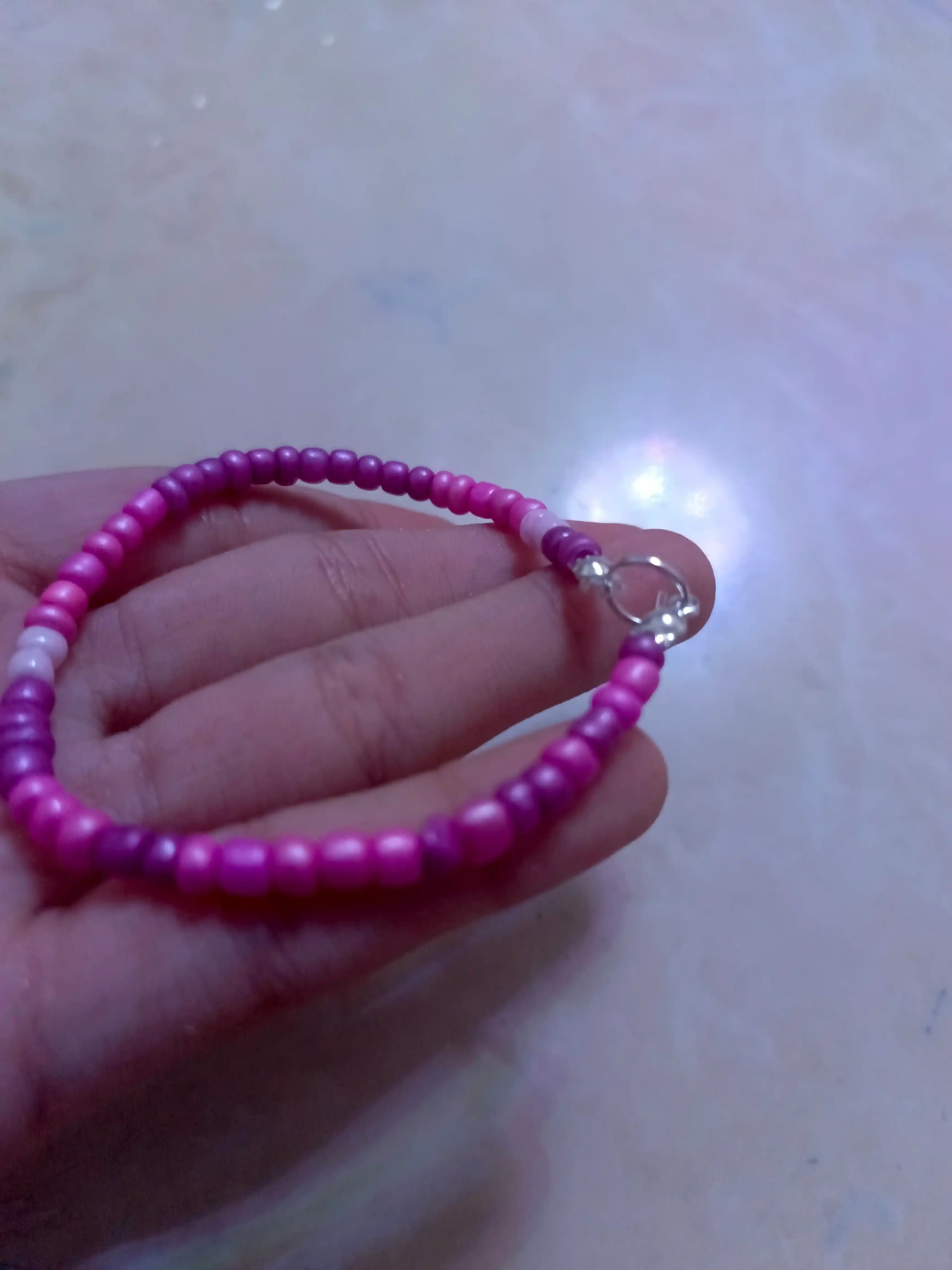 Браслет женский из бисера