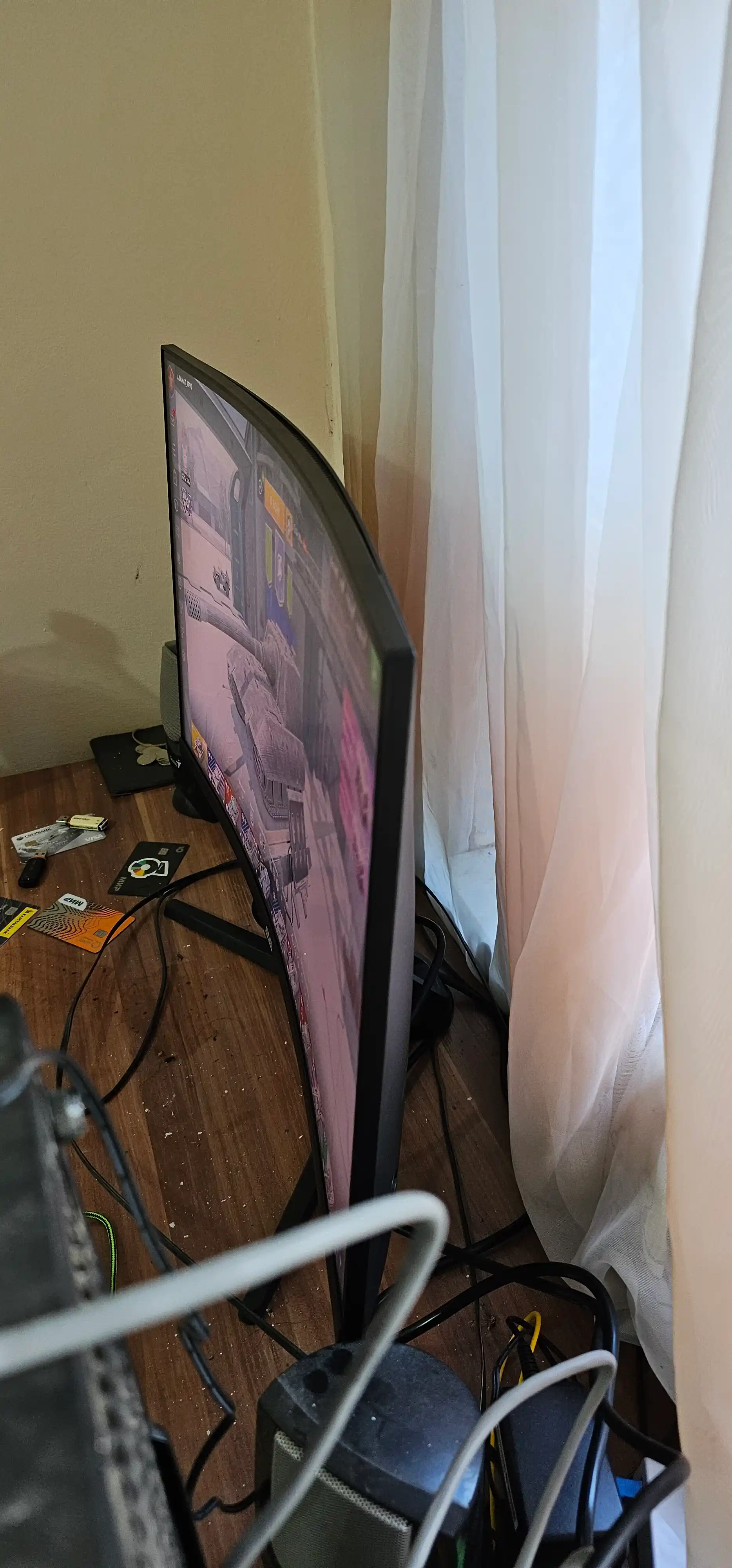 Игровой монитор 2E Gaming 27" Curved, FHD, 165 Гц, R2723BV, черный 2E-R2723BV-01.UA