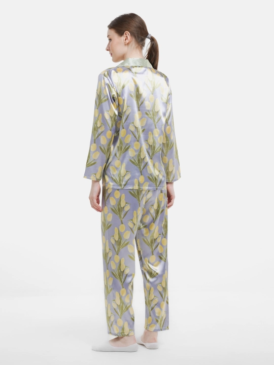 Ayollar uchun pijama to'plami