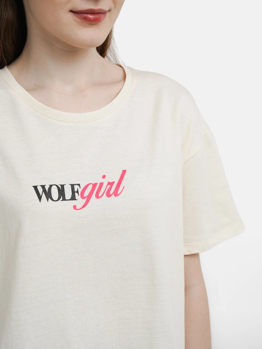 Ayollar futbolkasi WOLFGIRL