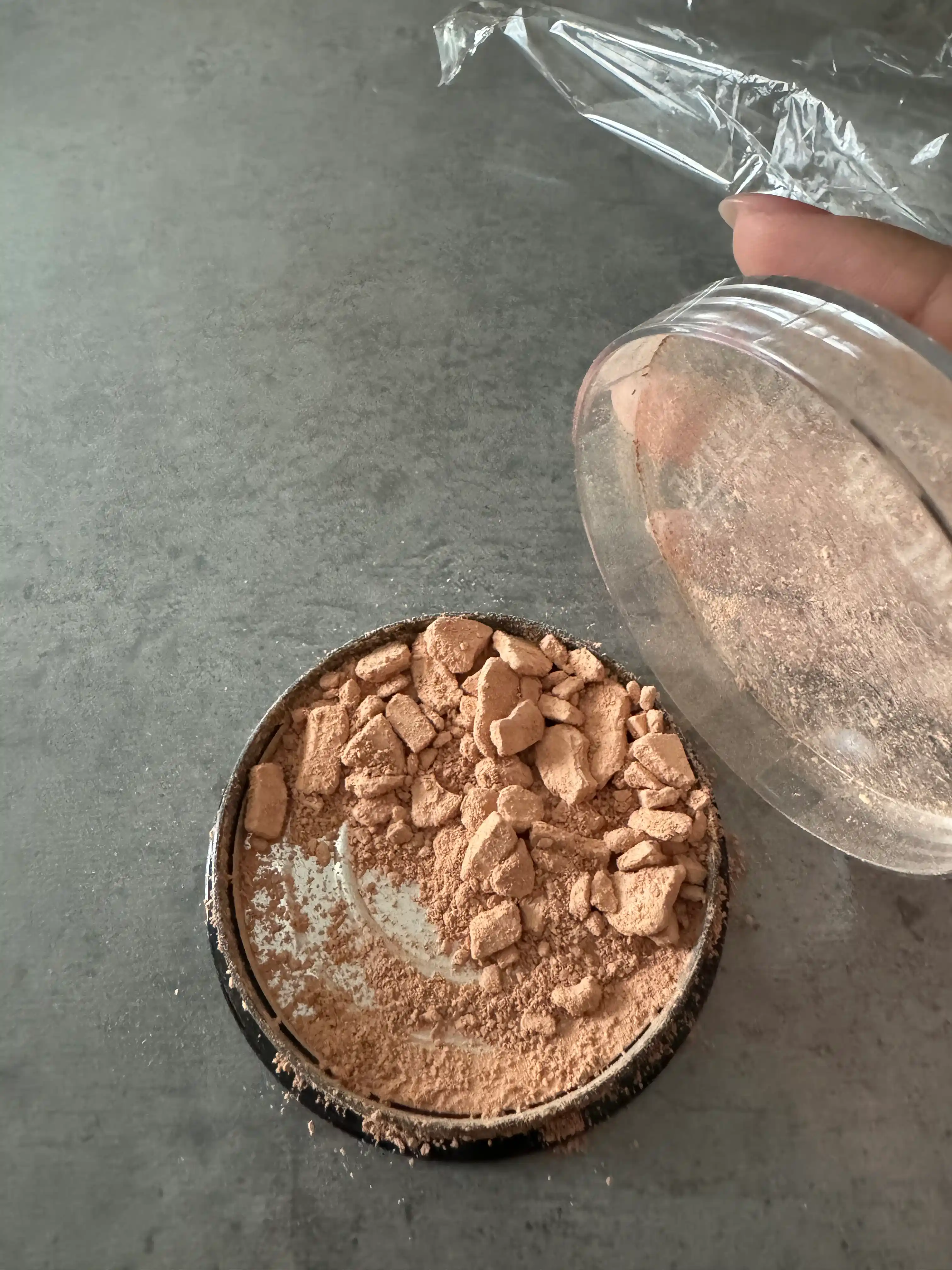 Пудра Eveline Anti Shine, матирующая минеральная, тон 32