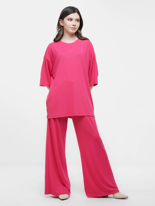 Комплект женской одежды, футболка и брюки Sum Wear Collection, S-M. L-XL - 