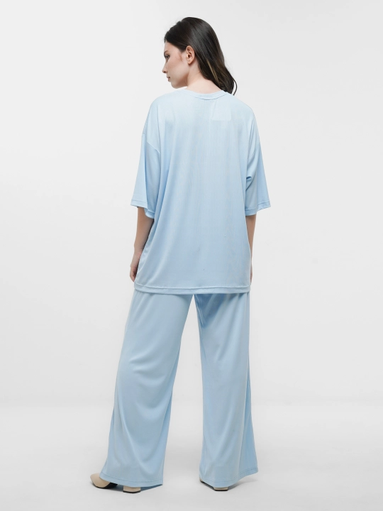 Ayollar uchun kiyim to'plami, futbolka va shimlar Sum Wear Collection, S-M. L-XL