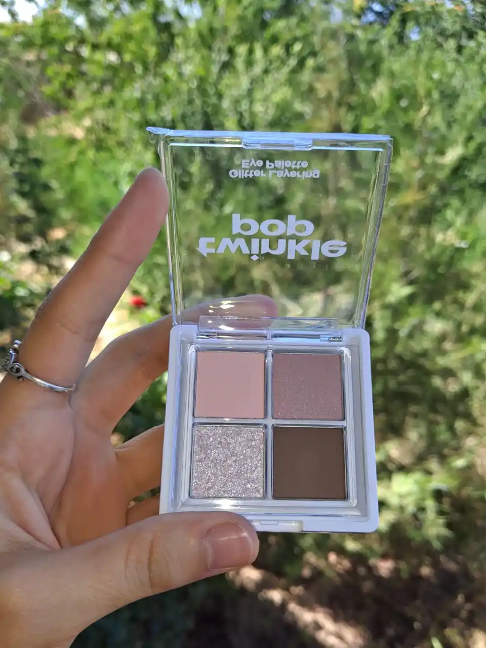 Палетка для глаз "Twinkle Pop Glitter Layering Eye Palette" в 4-цветах
