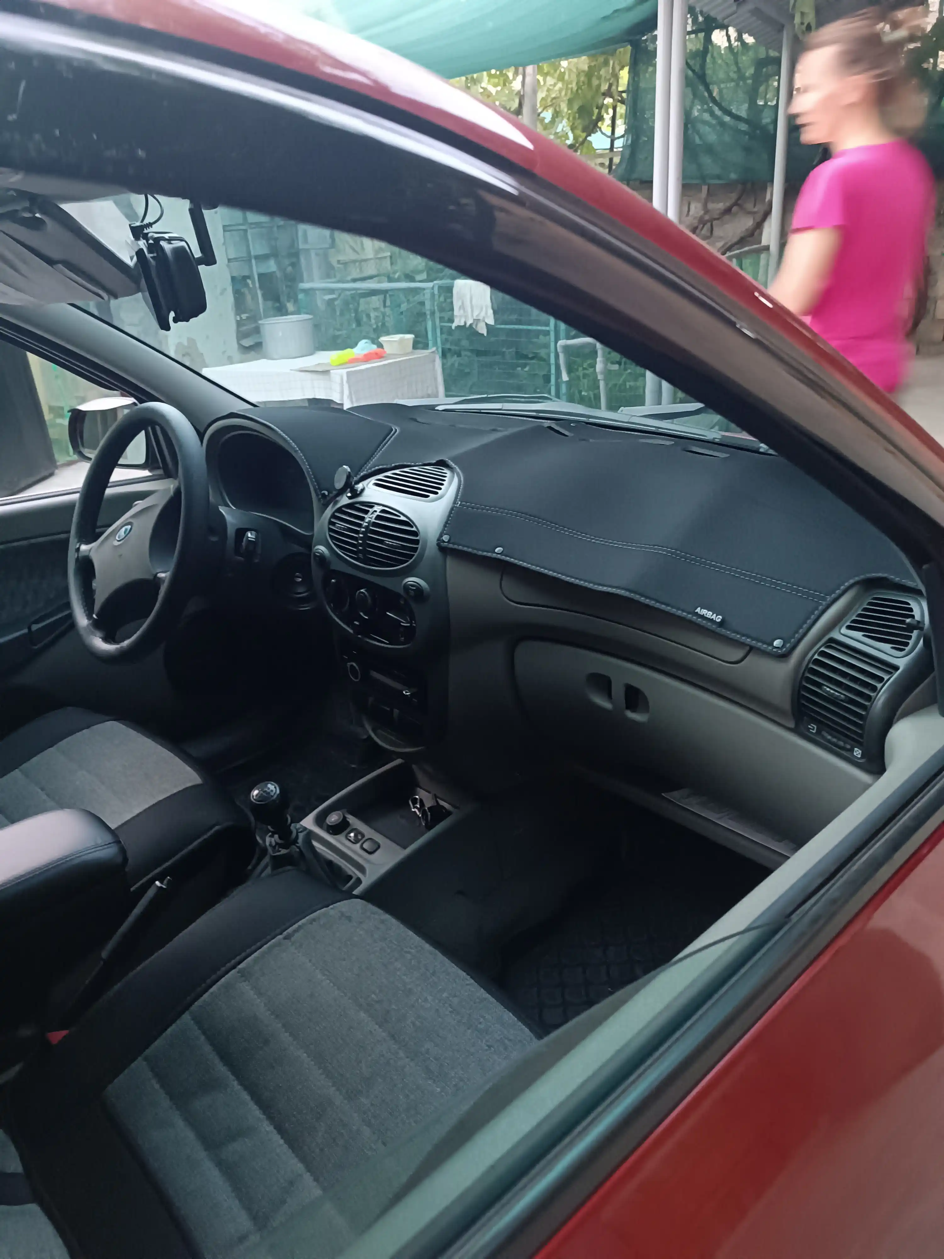 Tarpedkaga chexol, kovrik LADA, gilamchilar, mato qoplamasi 