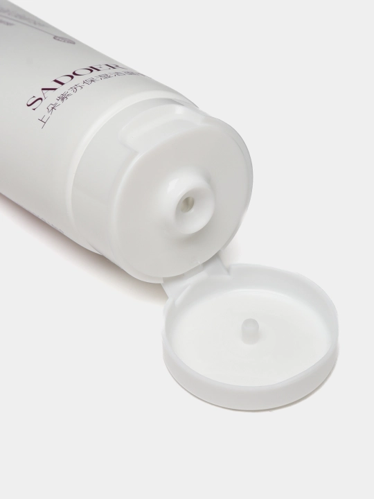 Yuz uchun ko'pik, namlantiradi, 100 ml