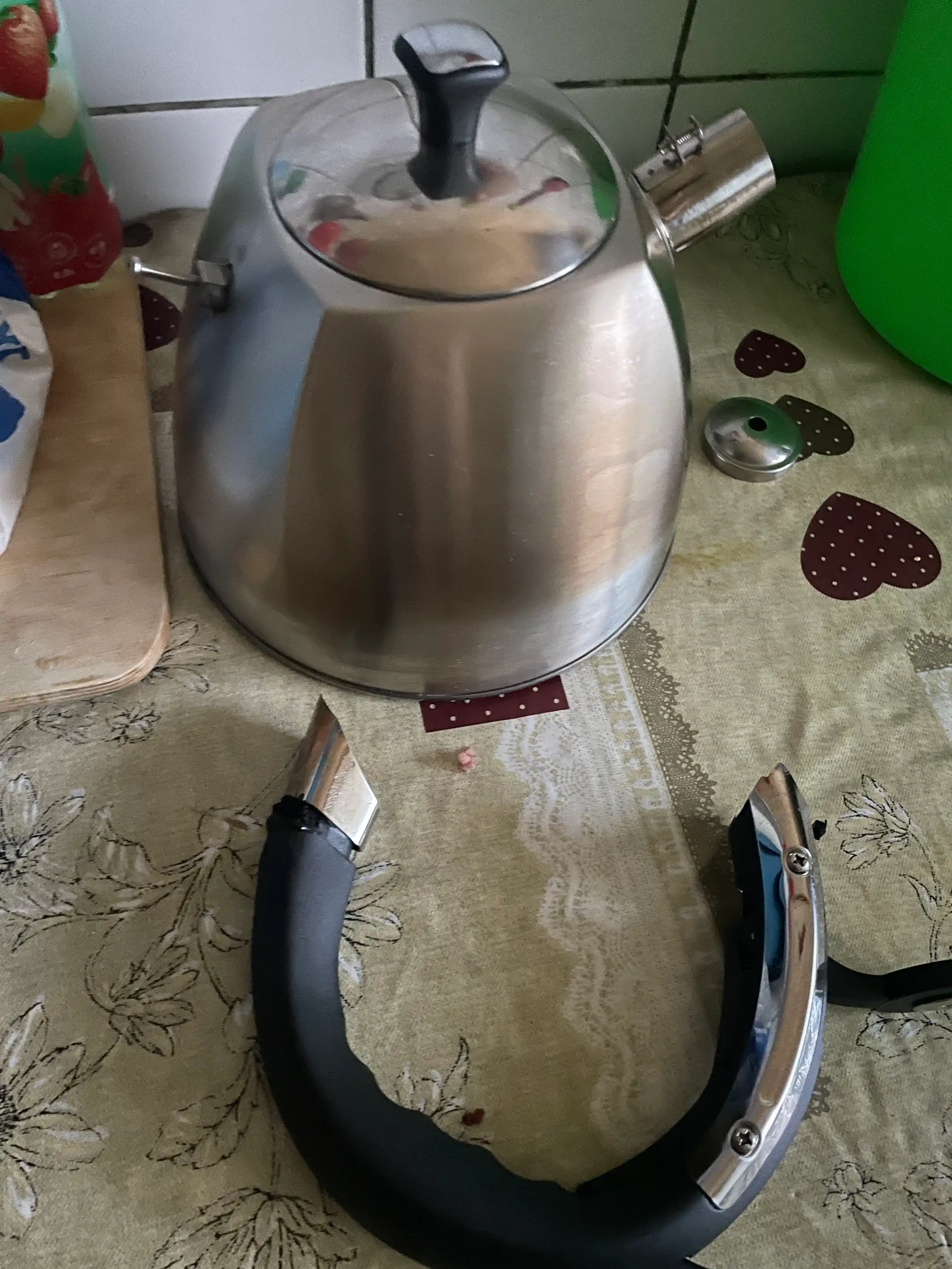 Choynak Gornitsa,  zanglamas po'latdan yasalgan, 3.0 litrli tortburchak shaklda