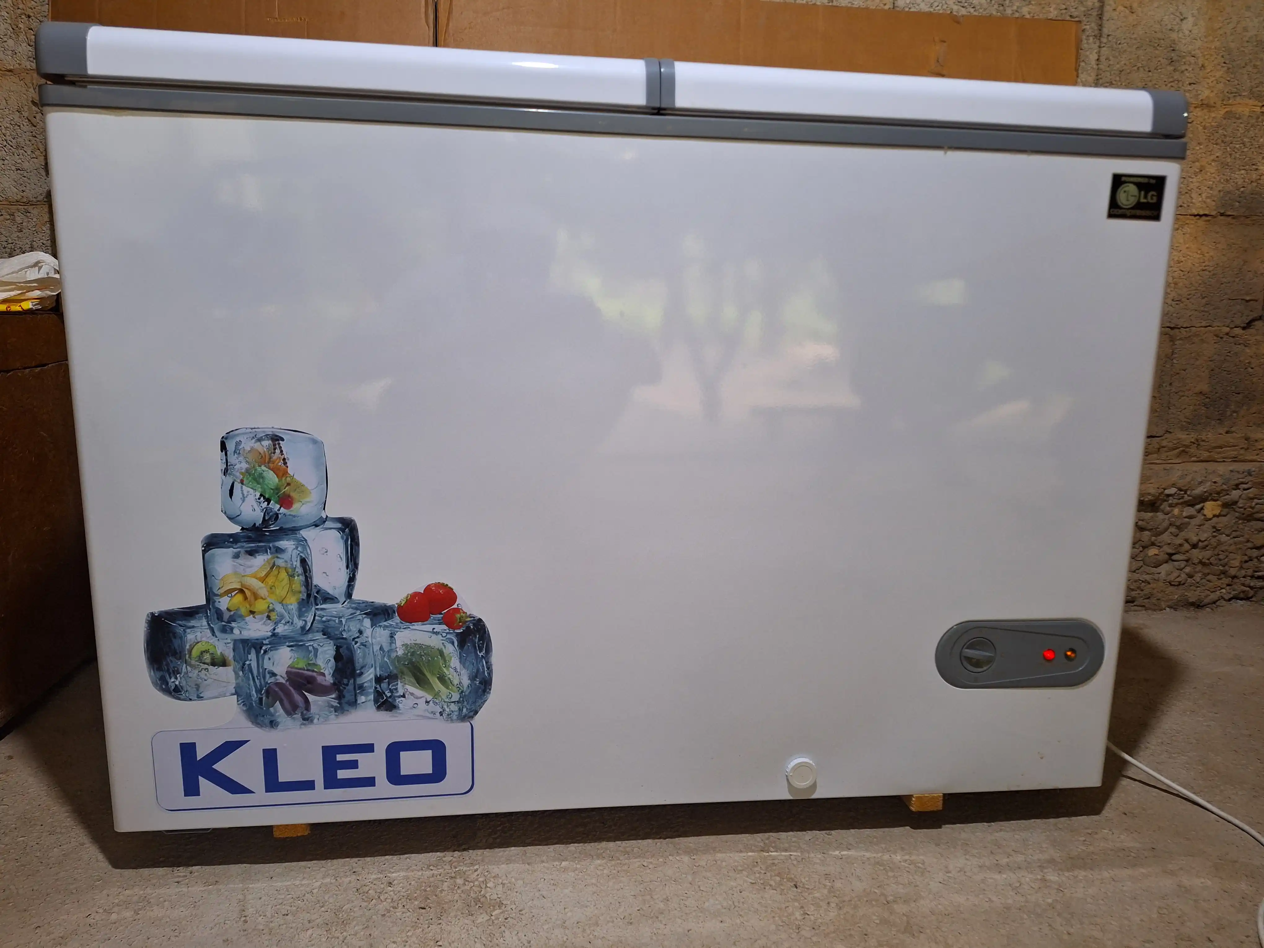 Морозильник Kleo KDF 300, 220 л, R600a, до -23C, энергоэффективный морозильный ларь