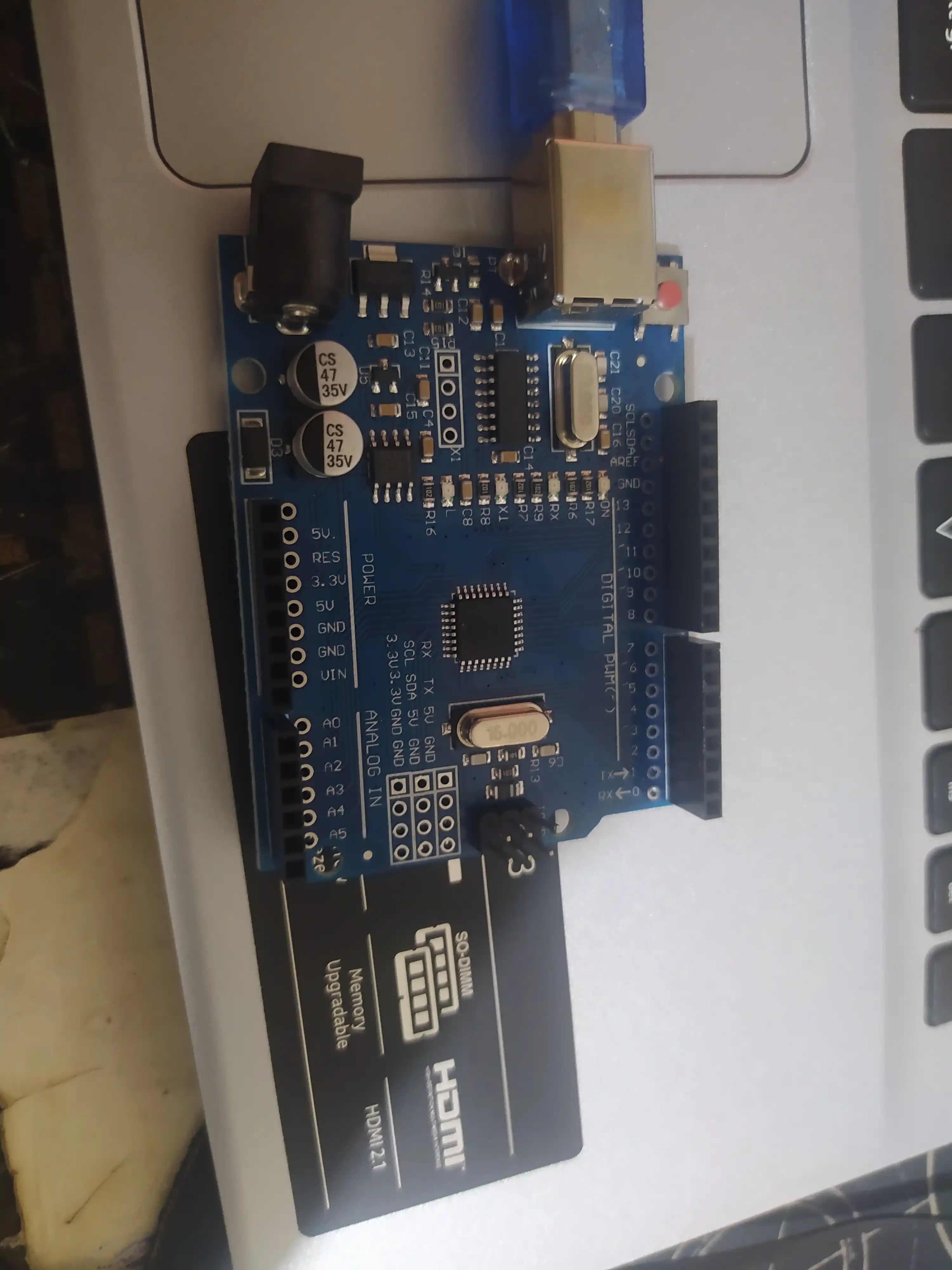 Arduino UNO R3 SMD c USB кабелем