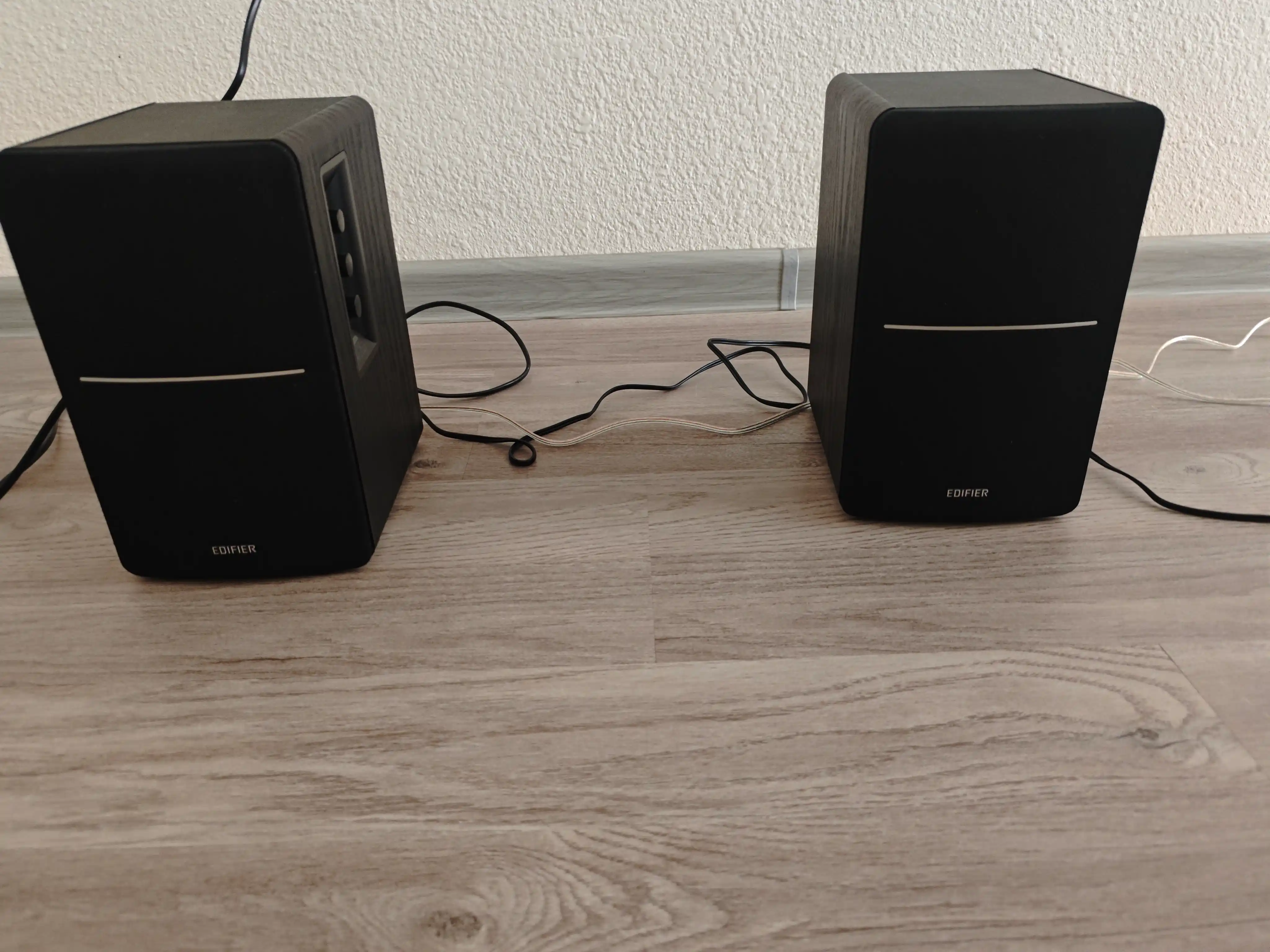 Компьютерная акустика Edifier R1280DB