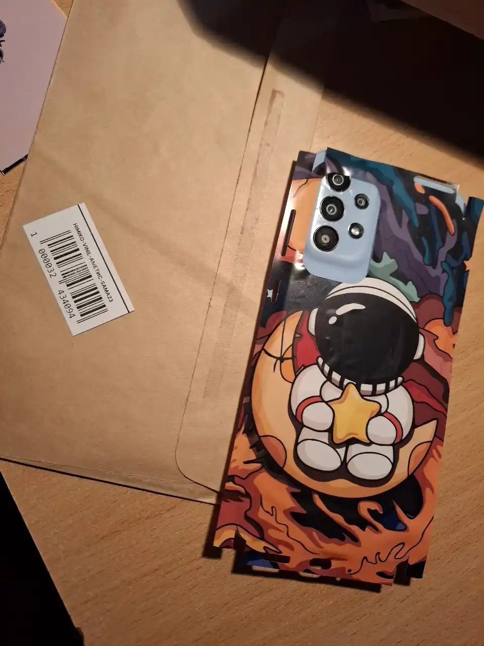 Vinil plyonka telefonlar uchun + ichida sovg'a