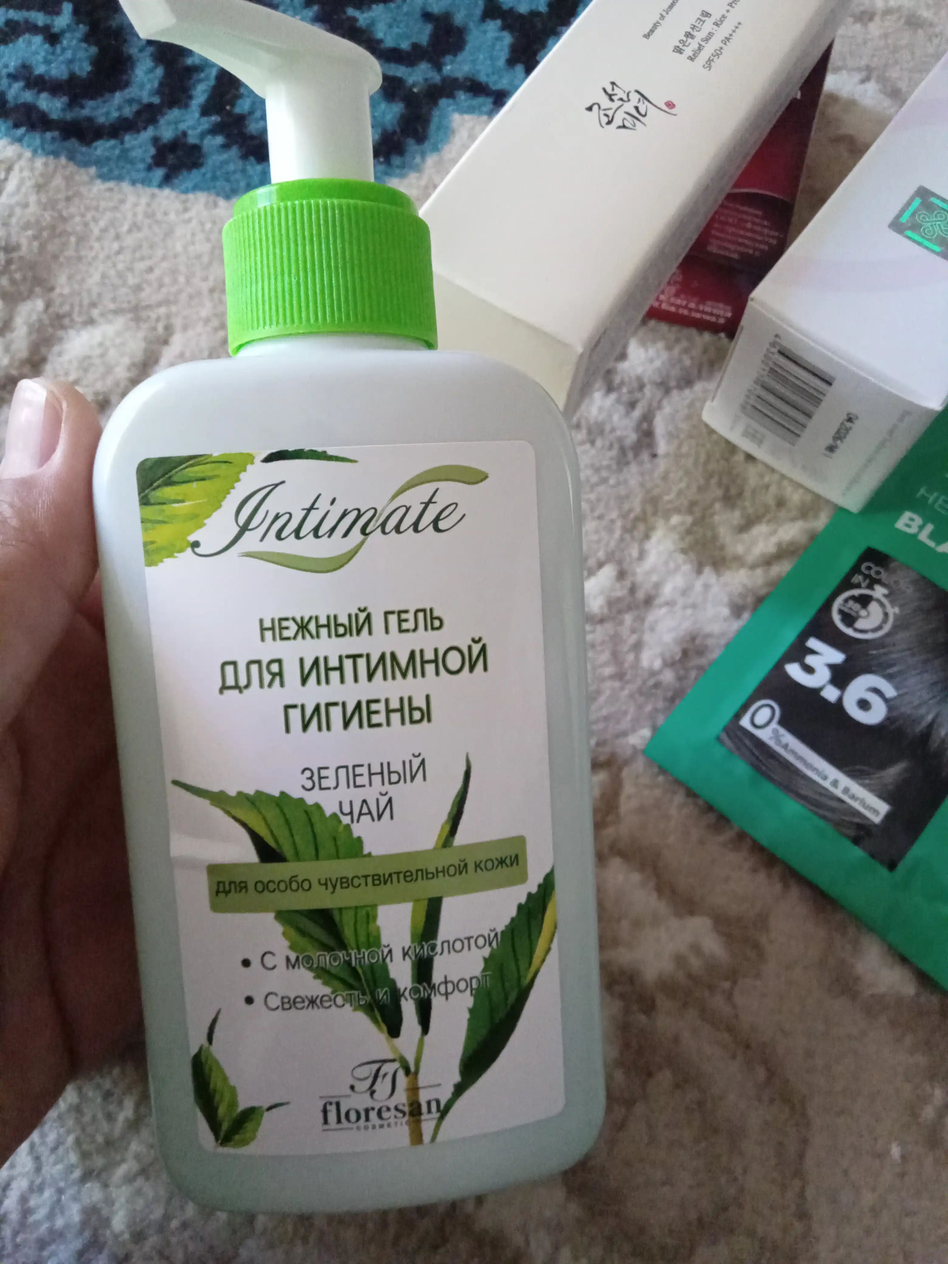 Mayin gel Floresan ko'k choy Intim gigiena uchun, 250 ml