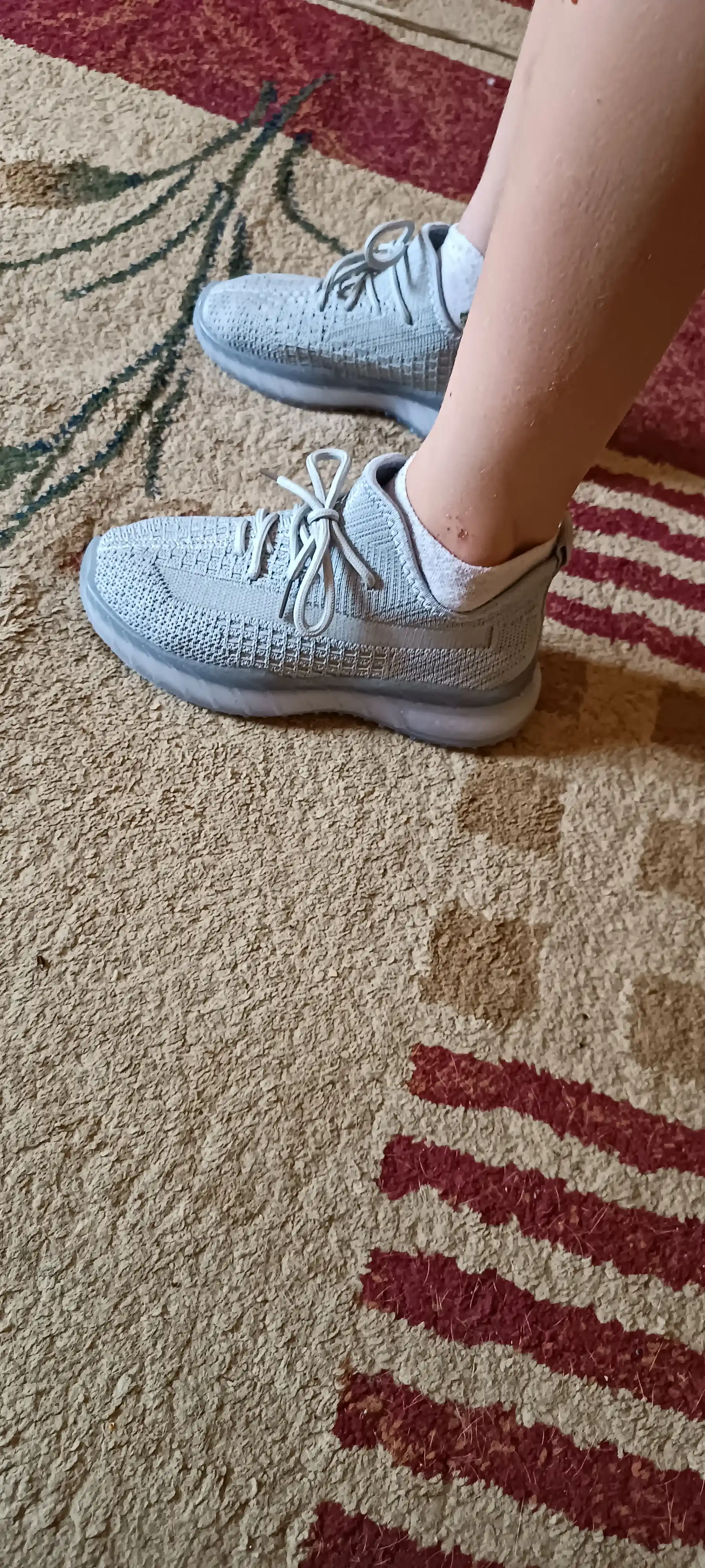 Qizlar va og'il bolalar uchun Yeezy krossovkalar, 27-37