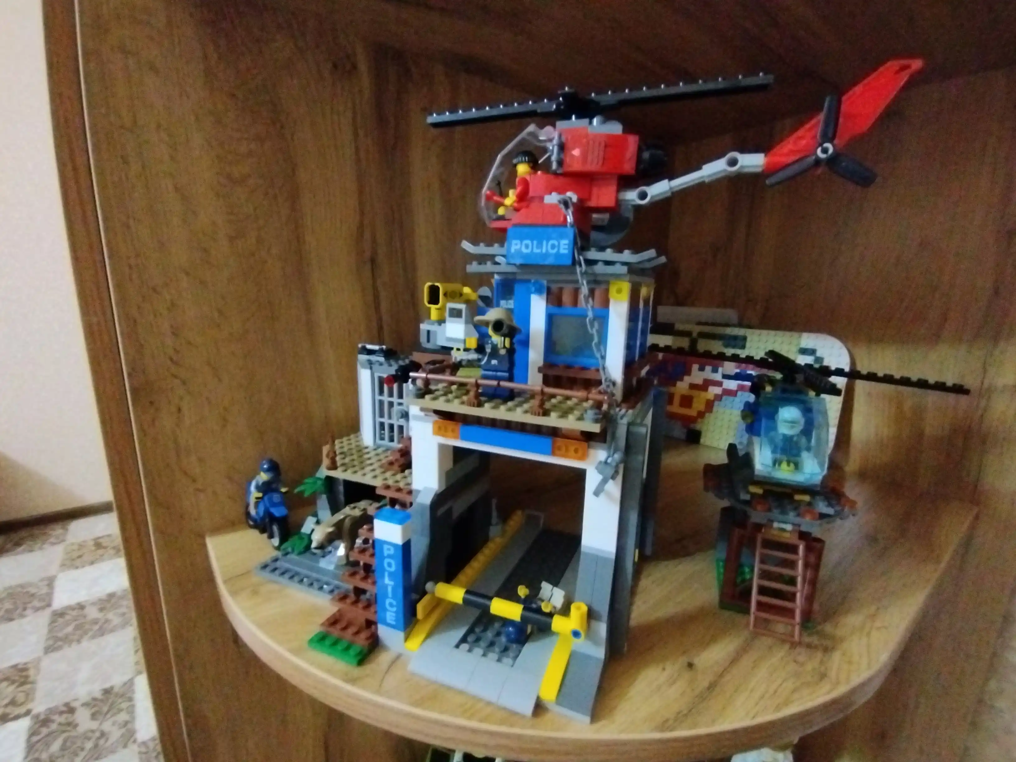 Конструктор Cities СitySwat и Overwatch, совместим с Lego, детская развивающая игрушка