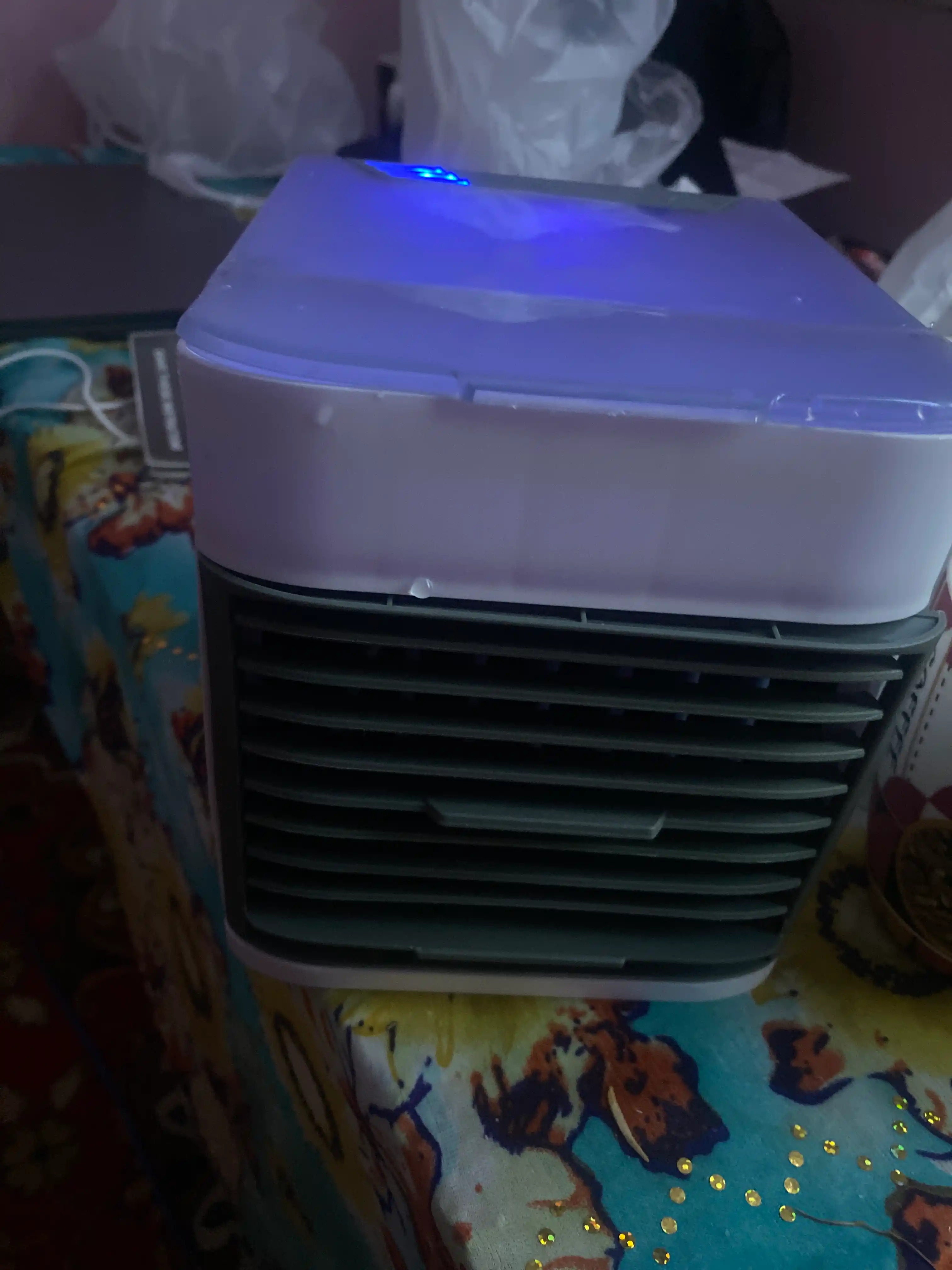 Portativ mini havo sovutgich Arctic Eco Air 3 tada 1 — namlagich va ventilyator