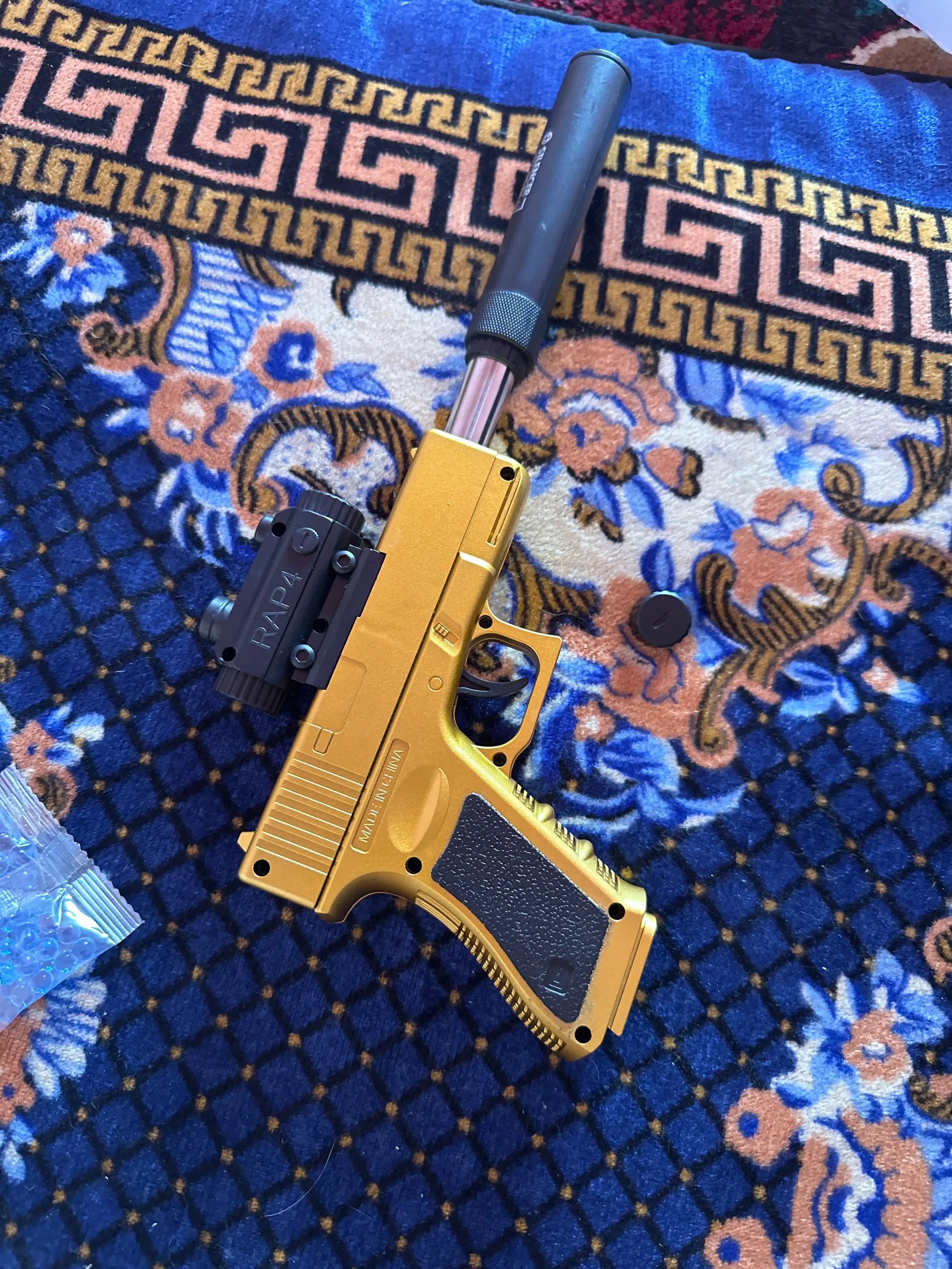 Пневматический пистолет с орбизами, Glock, автомат М416, винтовка