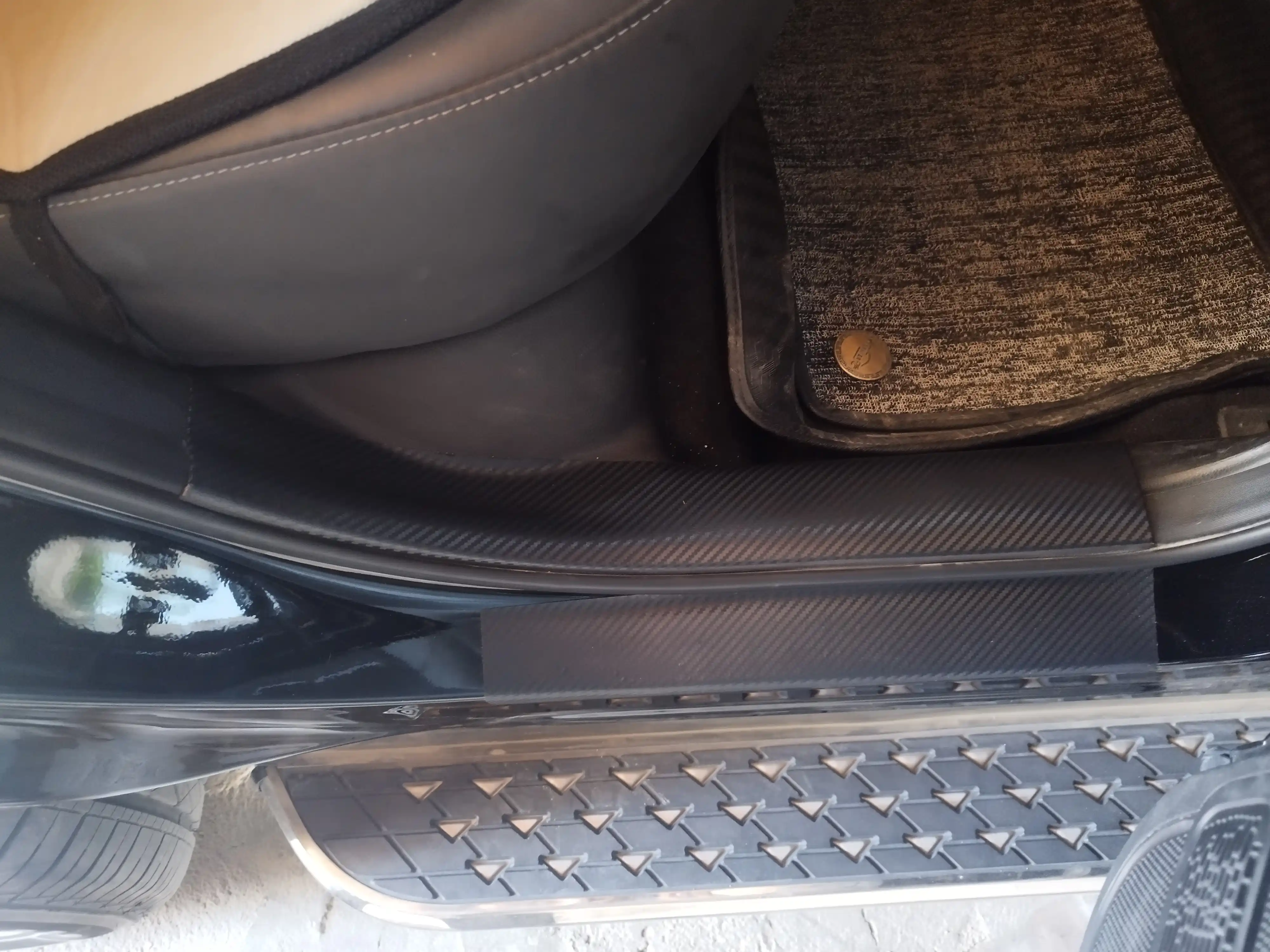 Avtomobil ostonalari uchun himoya uglerod tasmasi, avtomobil kuzovi uchun plyonka