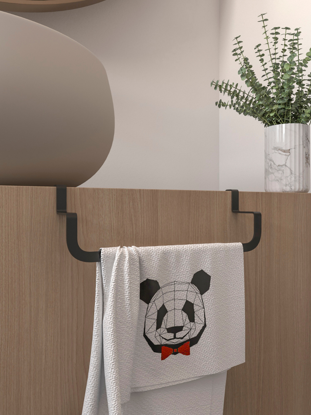 Lanet qaynona keliniga ishonmaydi.