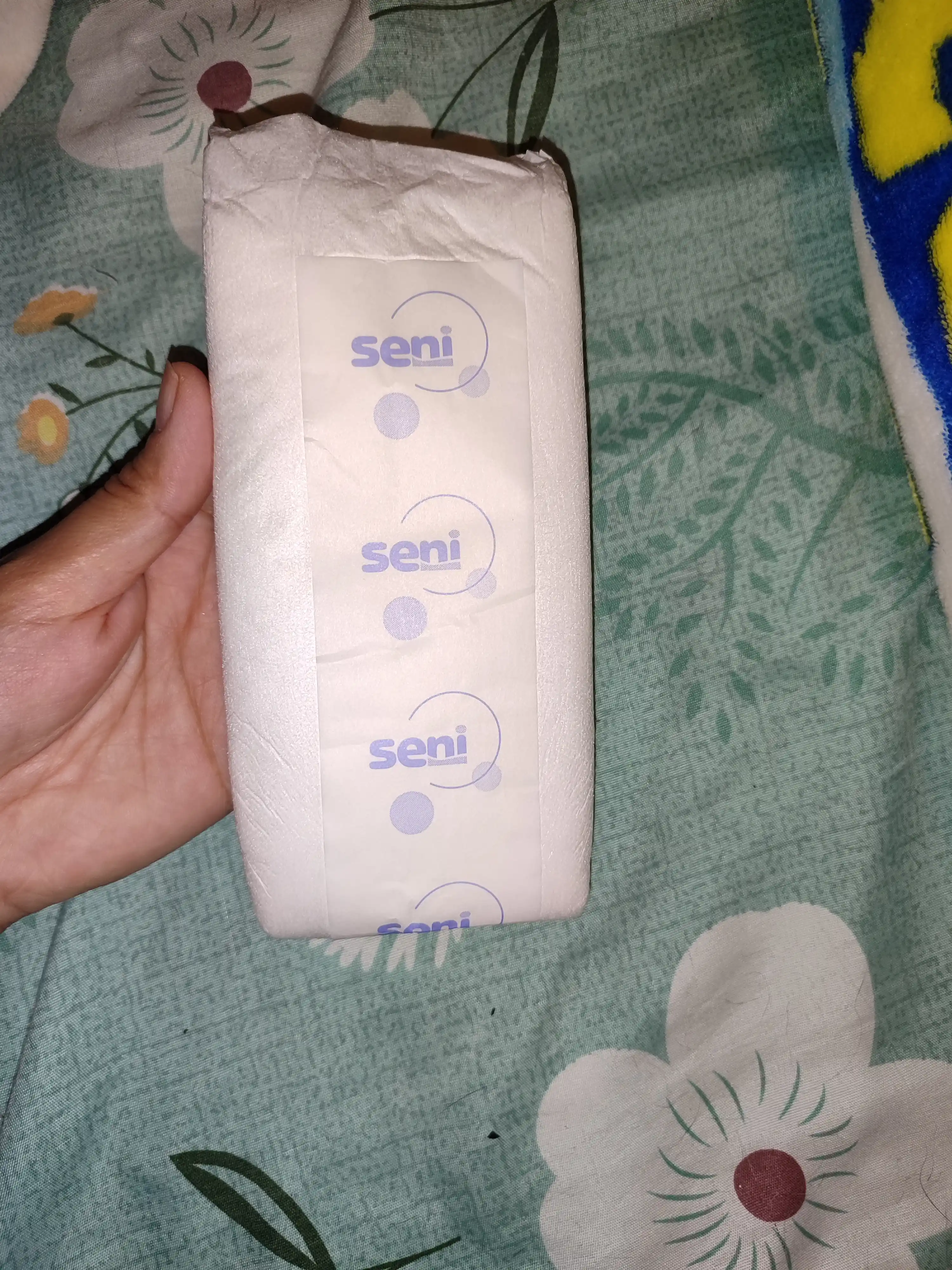 Ayollar prokladkalari Seni Control Uro Protect, 15 dona