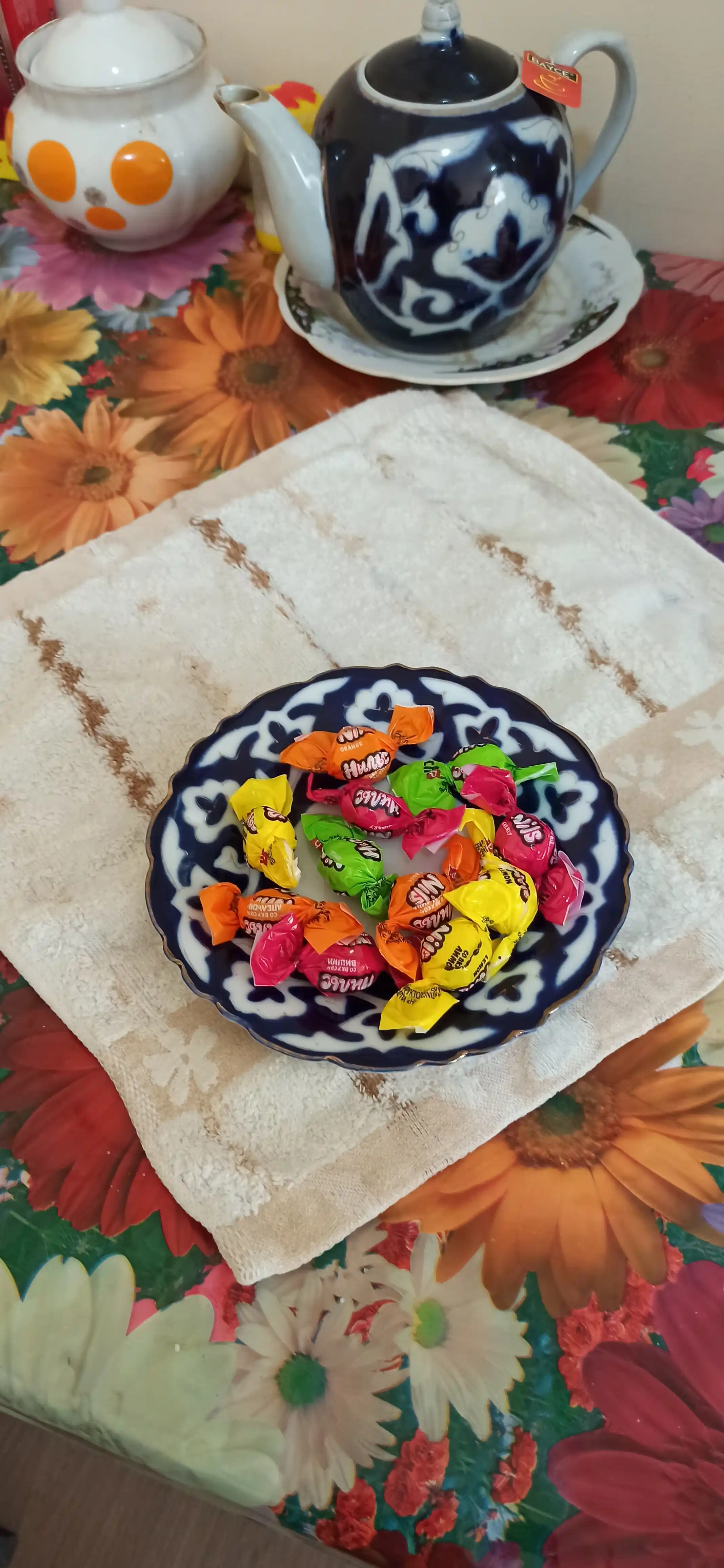 Chaynaladigan konfet Nils, 500 g