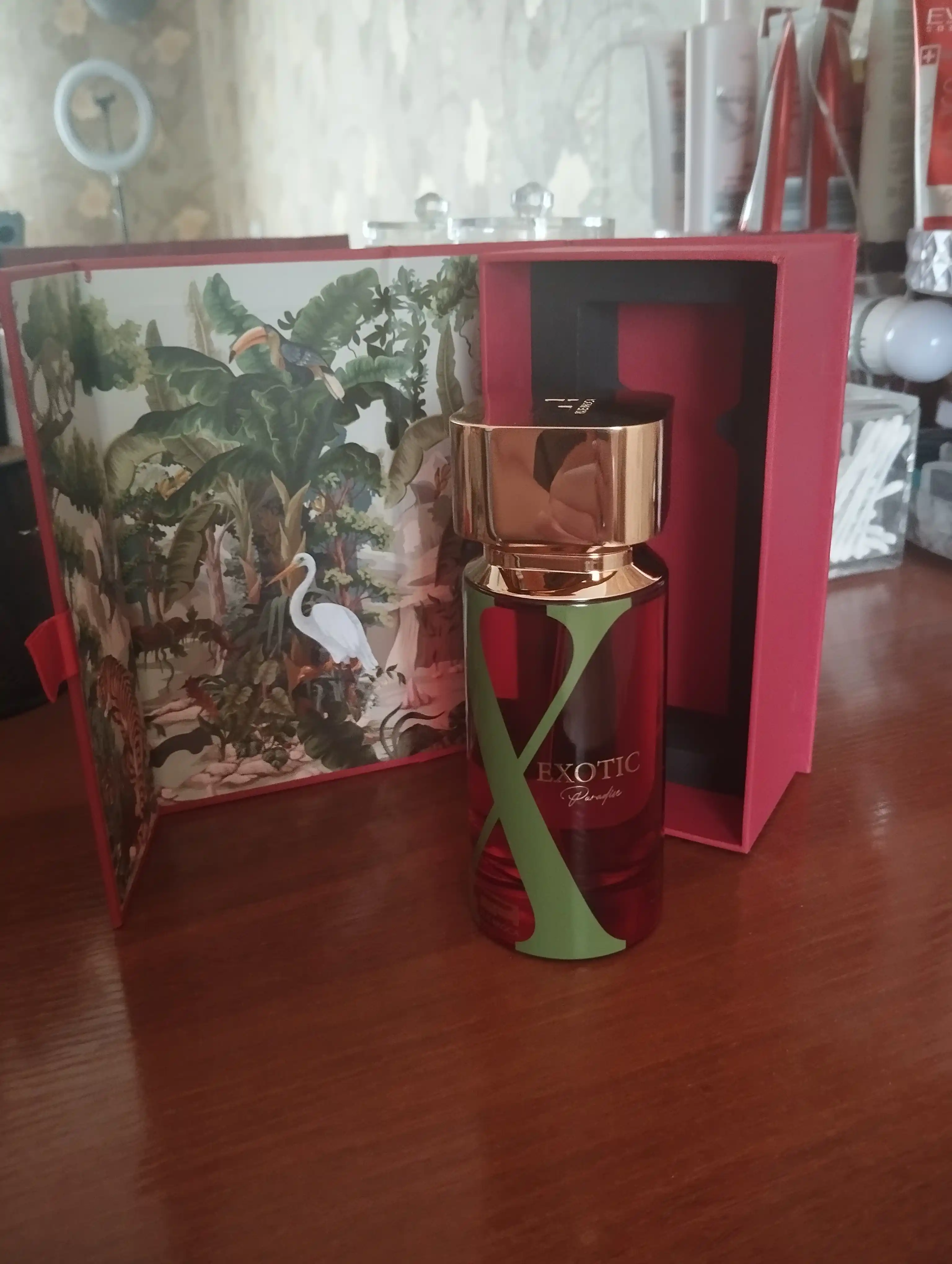 Parfyumlangan suvi ayollar uchun  EXOTIC PARADISE, 100 ml