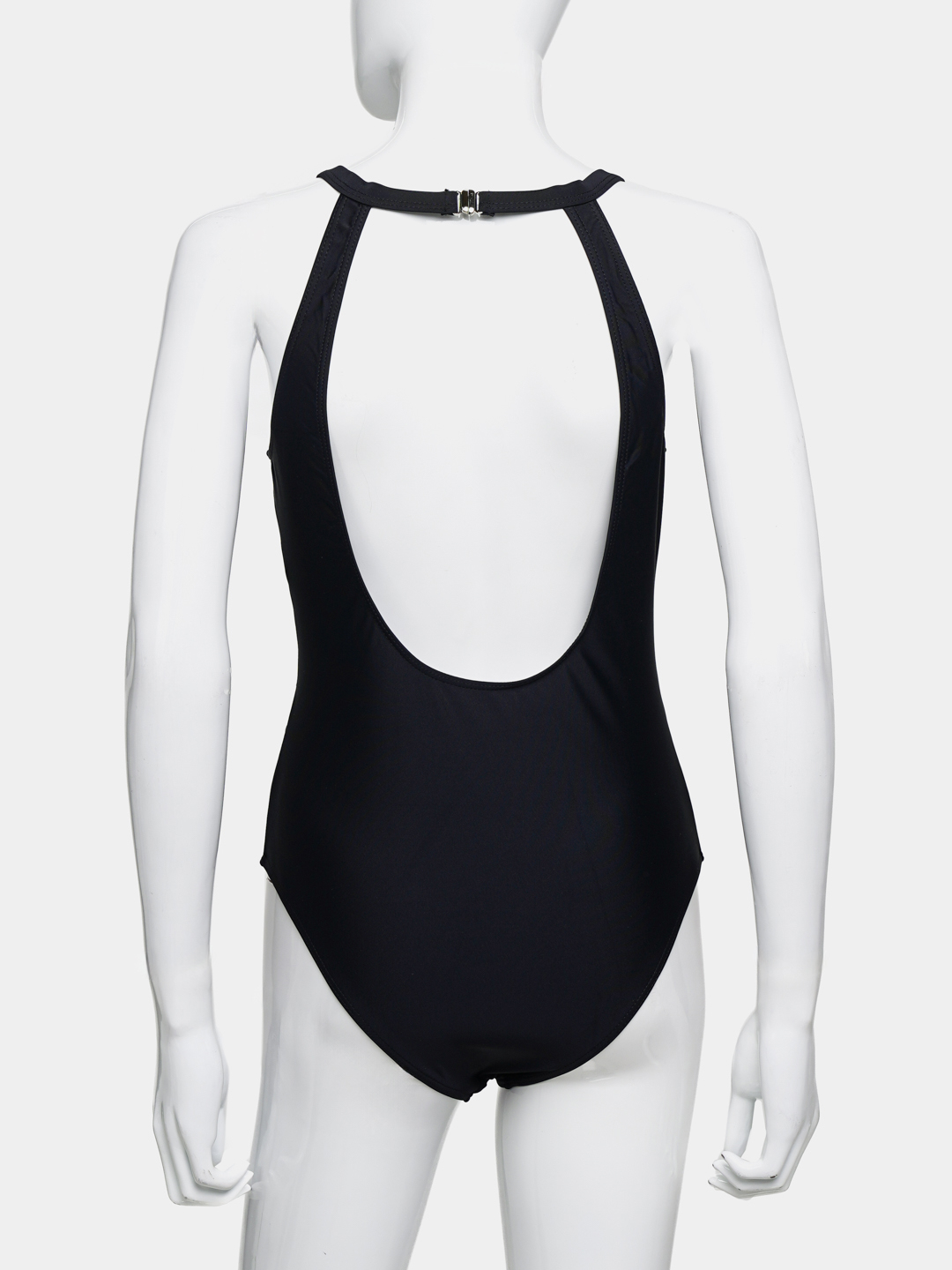 Toliq sochli mushuklar it uslubini korsatish