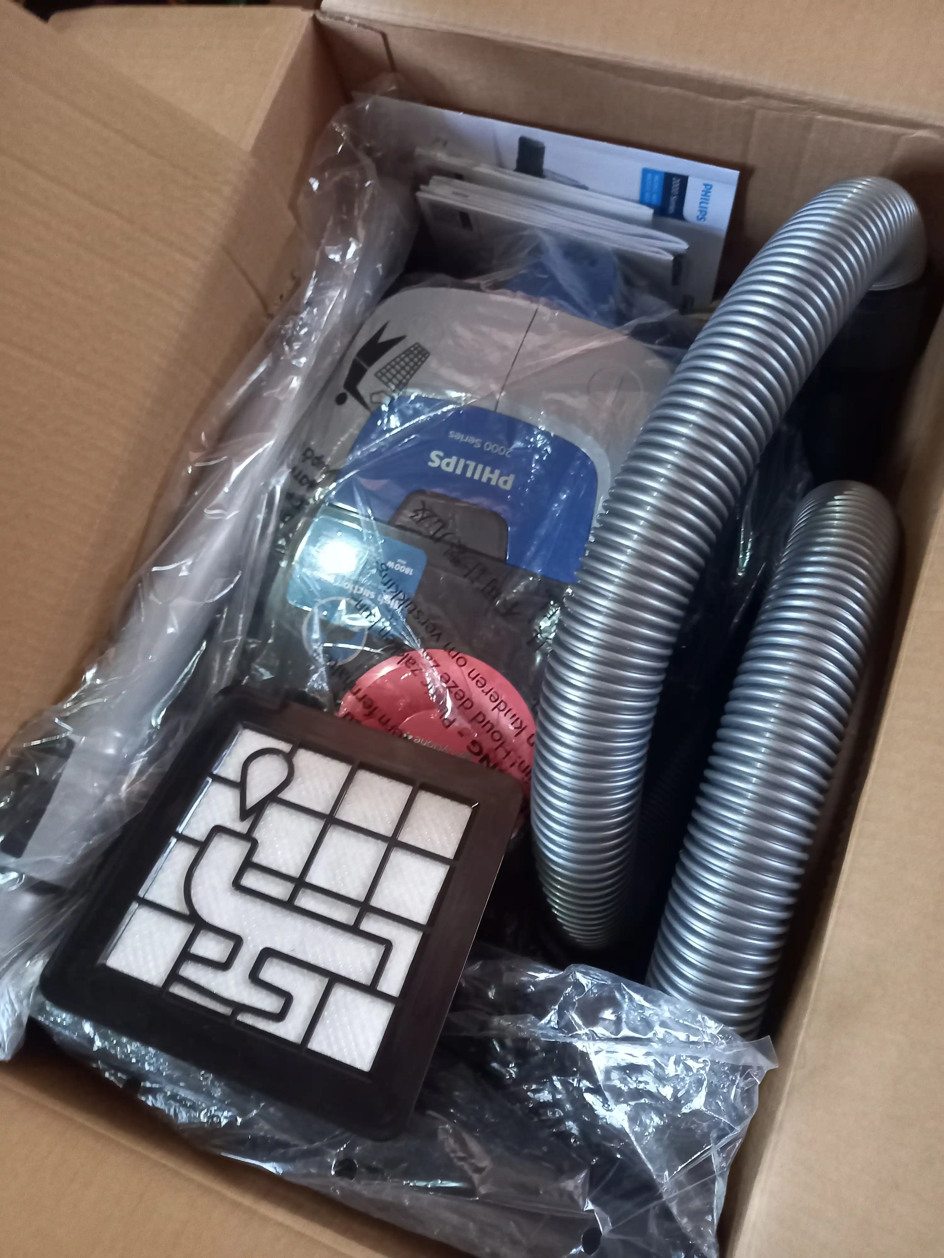 Пылесос Philips XB2062/01