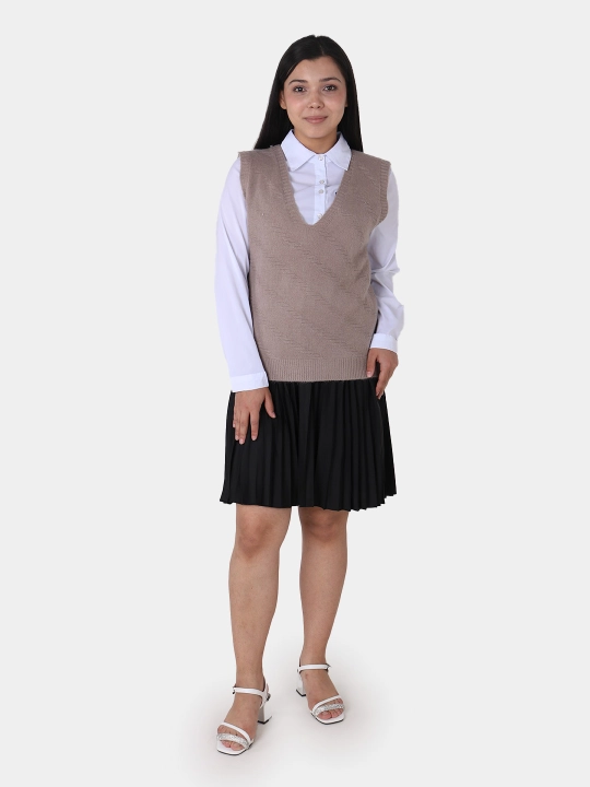 Ayollar jiletkasi – angora, V-shakldagi yoqa