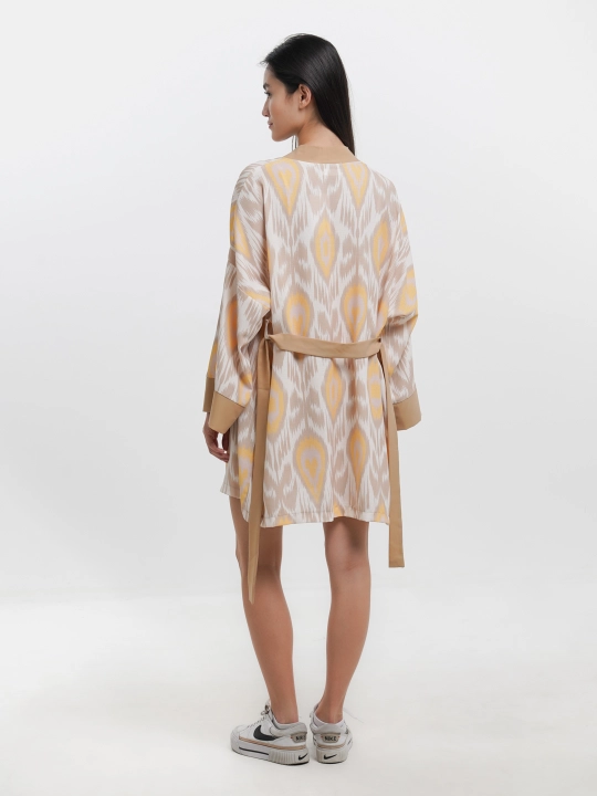 Haori - kimano ayol "issiq Sharq", Lorreine