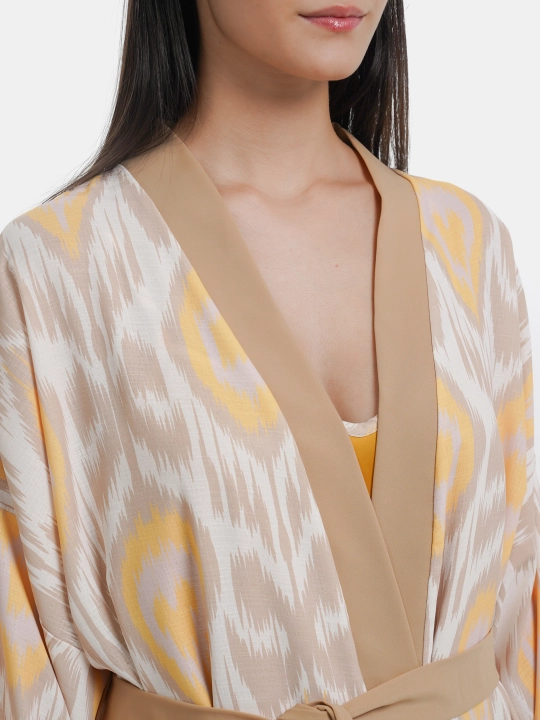 Haori - kimano ayol "issiq Sharq", Lorreine