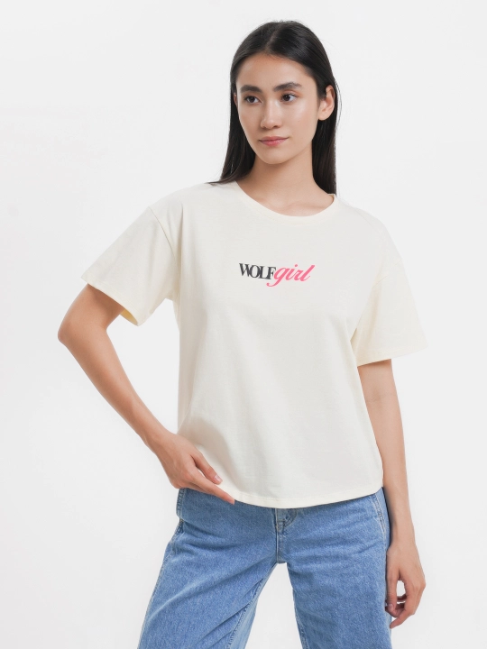 Ayollar futbolkasi WOLFGIRL