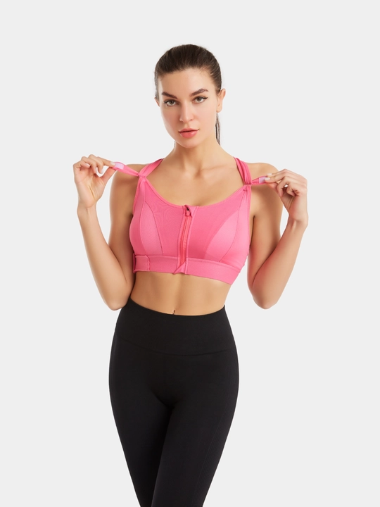Ayollar sport topi Kioko. Olinadigan chashkali sport to'pi. Ayollar spor kiyimi