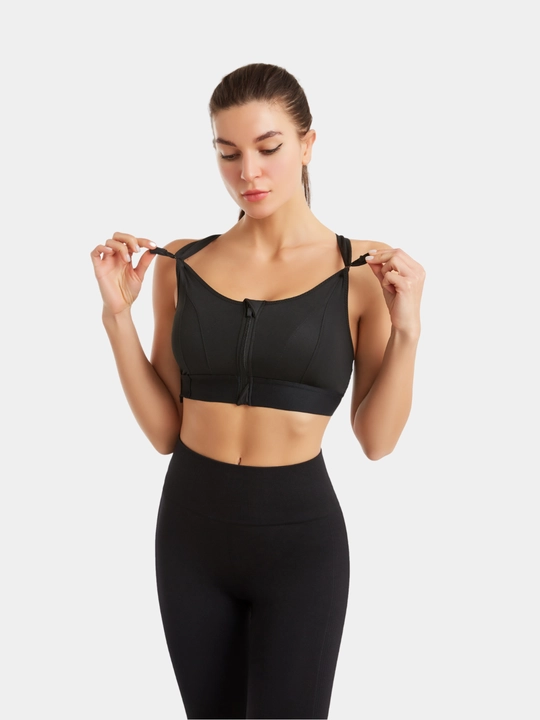 Ayollar sport topi Kioko. Olinadigan chashkali sport to'pi. Ayollar spor kiyimi