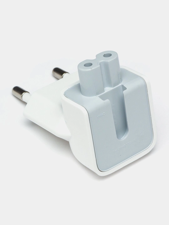 Macbook quvvat manbai va boshqa qurilmalar uchun evro adapter