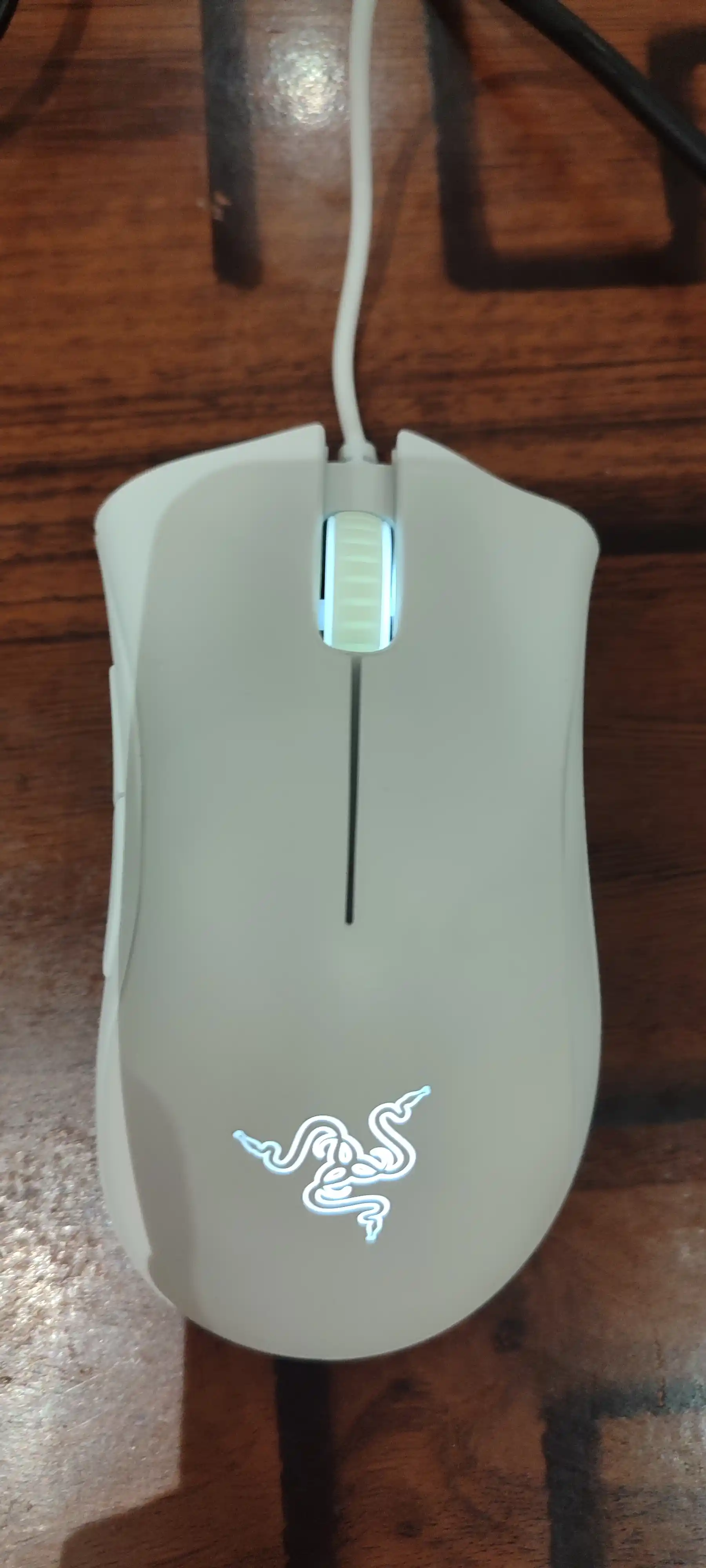 Игровая мышка Razer Deathadder Essential
