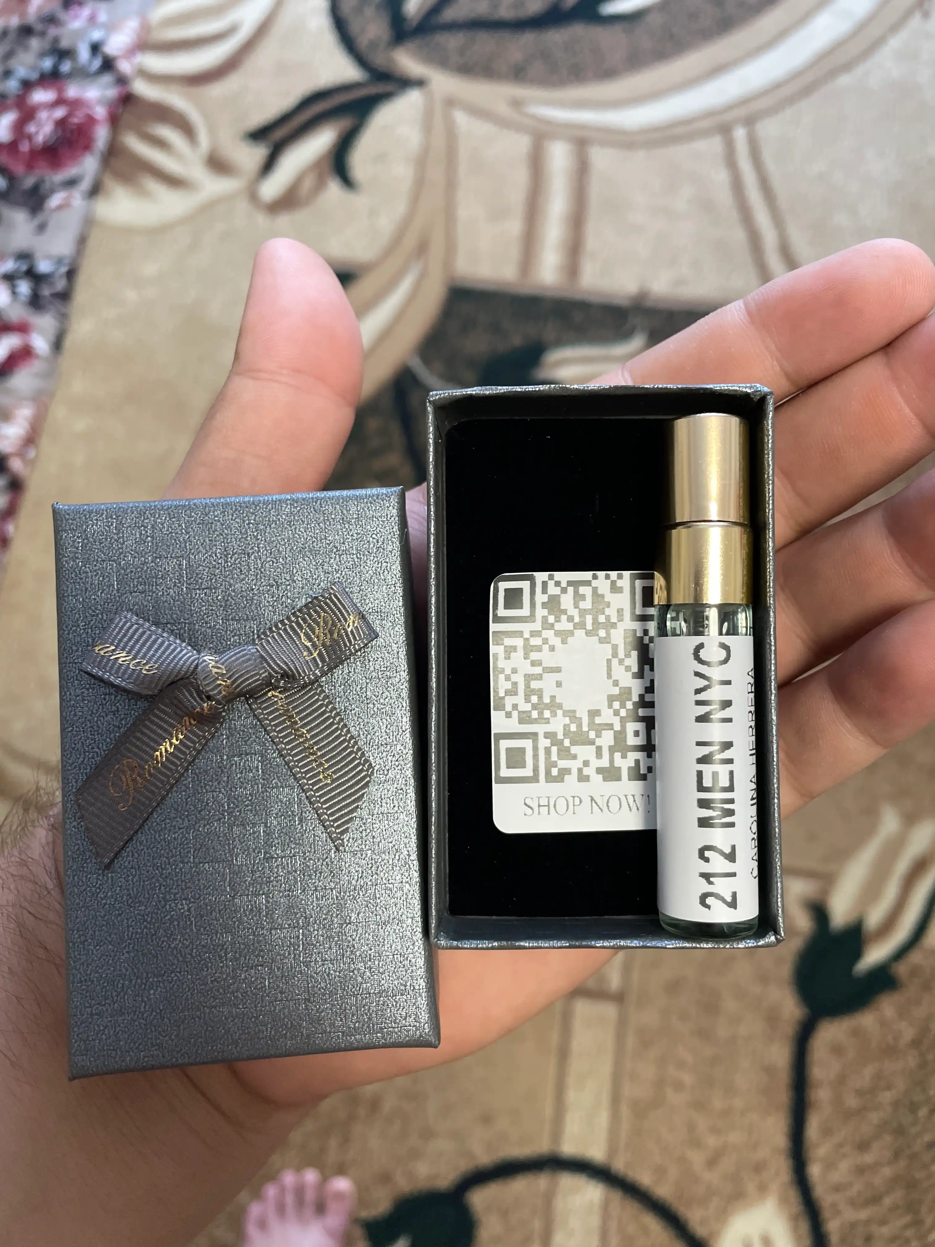 Духи мужские Carolina Herrera 212 Men парфюм для мужчин, стойкий свежий аромат, пробники