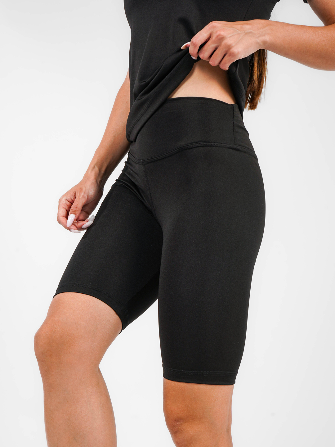 Plyajdagi yubka ostida Plyajdagi yubka ostida