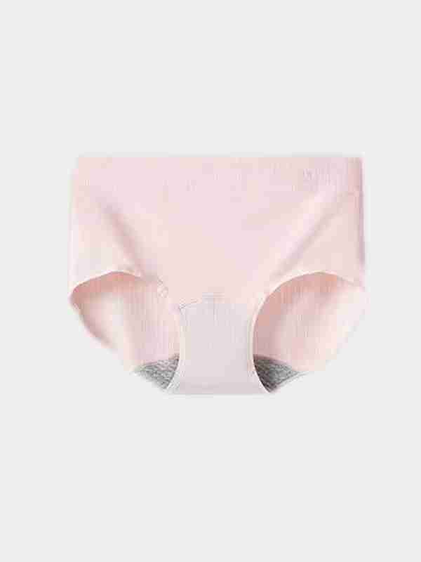 Marina Kravets suzish kiyimidagi va tashqaridagi issiq fotosuratlar Fisting videosidan squirt