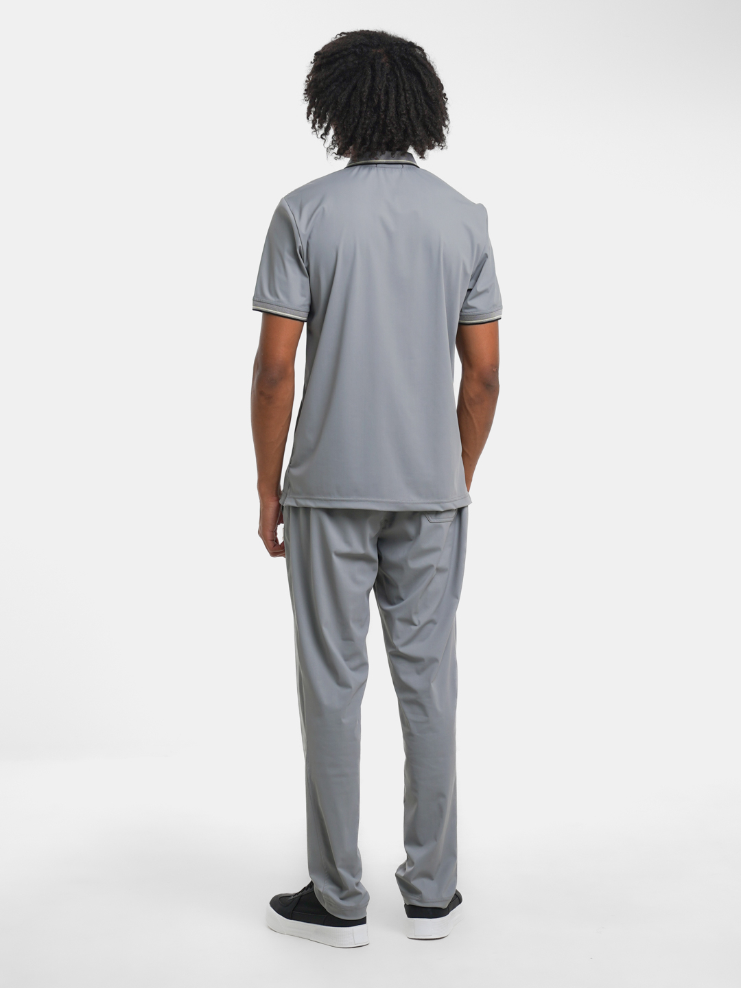 Mulatta ayollar buzuq