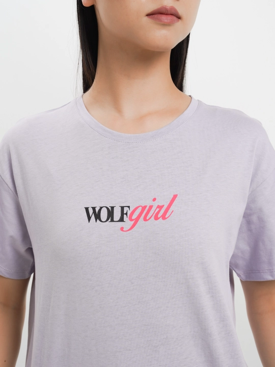 Ayollar futbolkasi WOLFGIRL