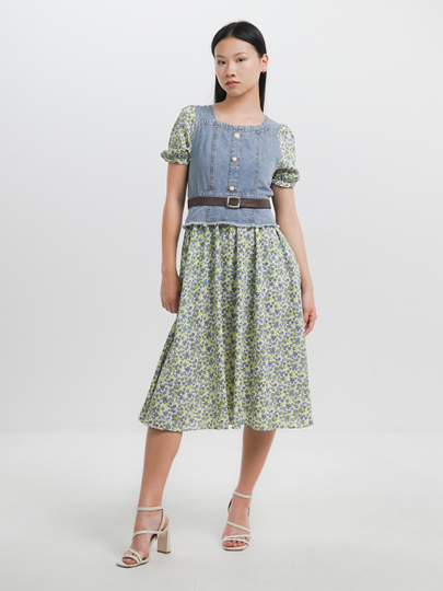 Qiz qora tandan orgazm oladi