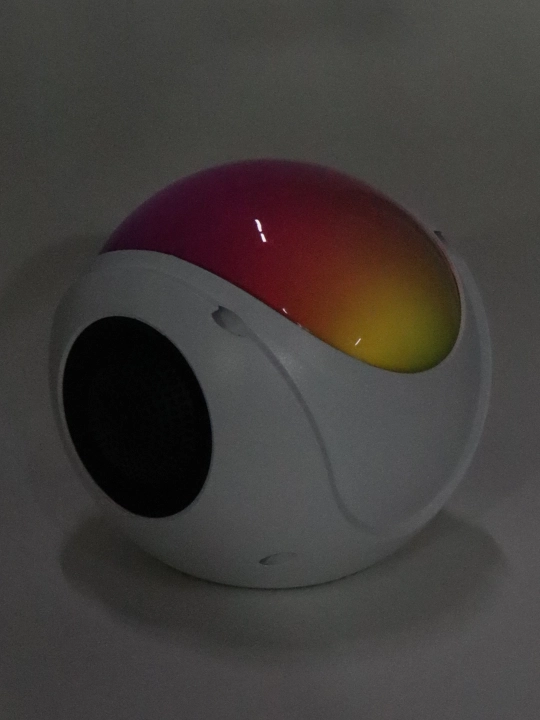 Bluetooth-динамик с RGB-подсветкой — яркость, басы и безграничное настроение